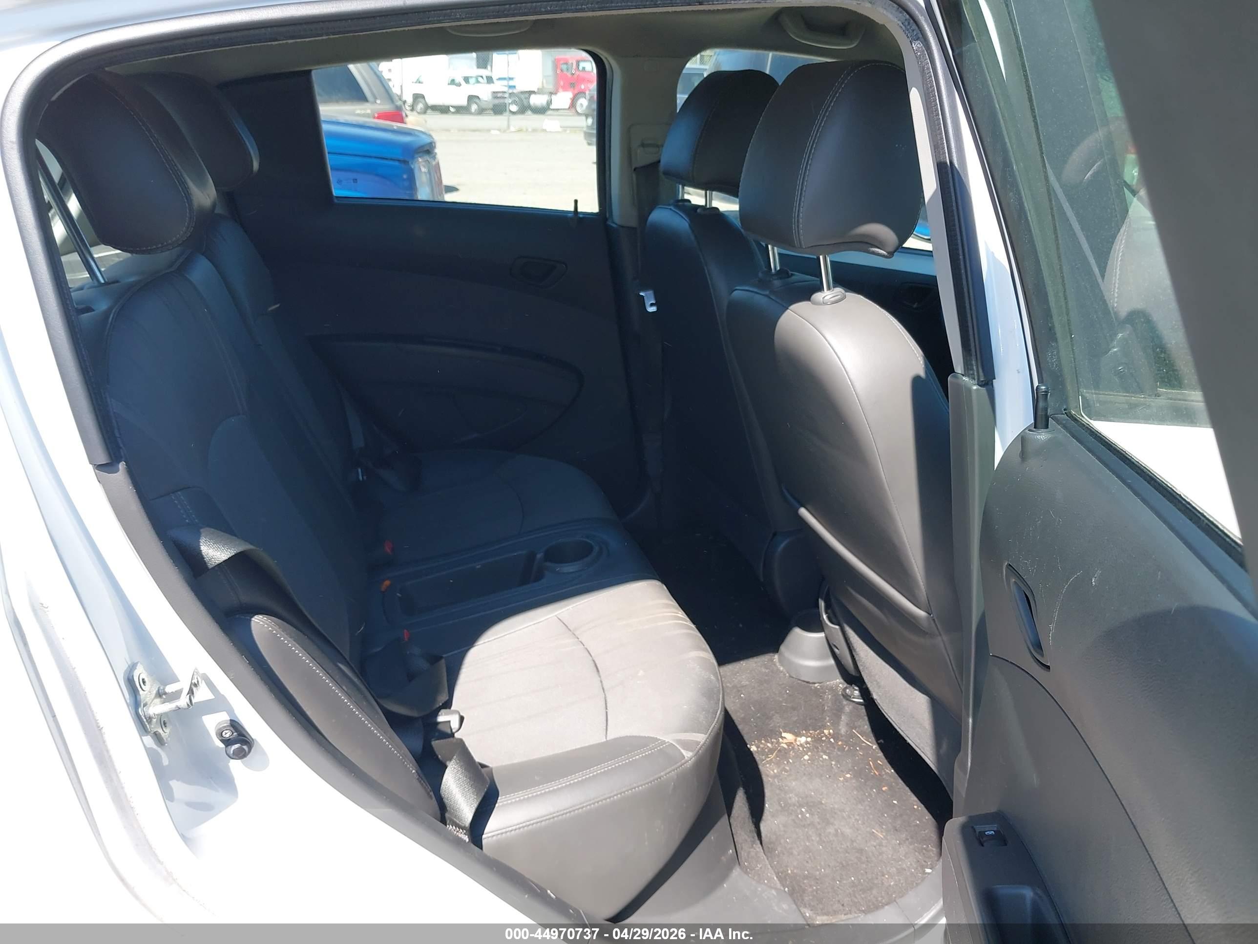 CHEVROLET SPARK image 8