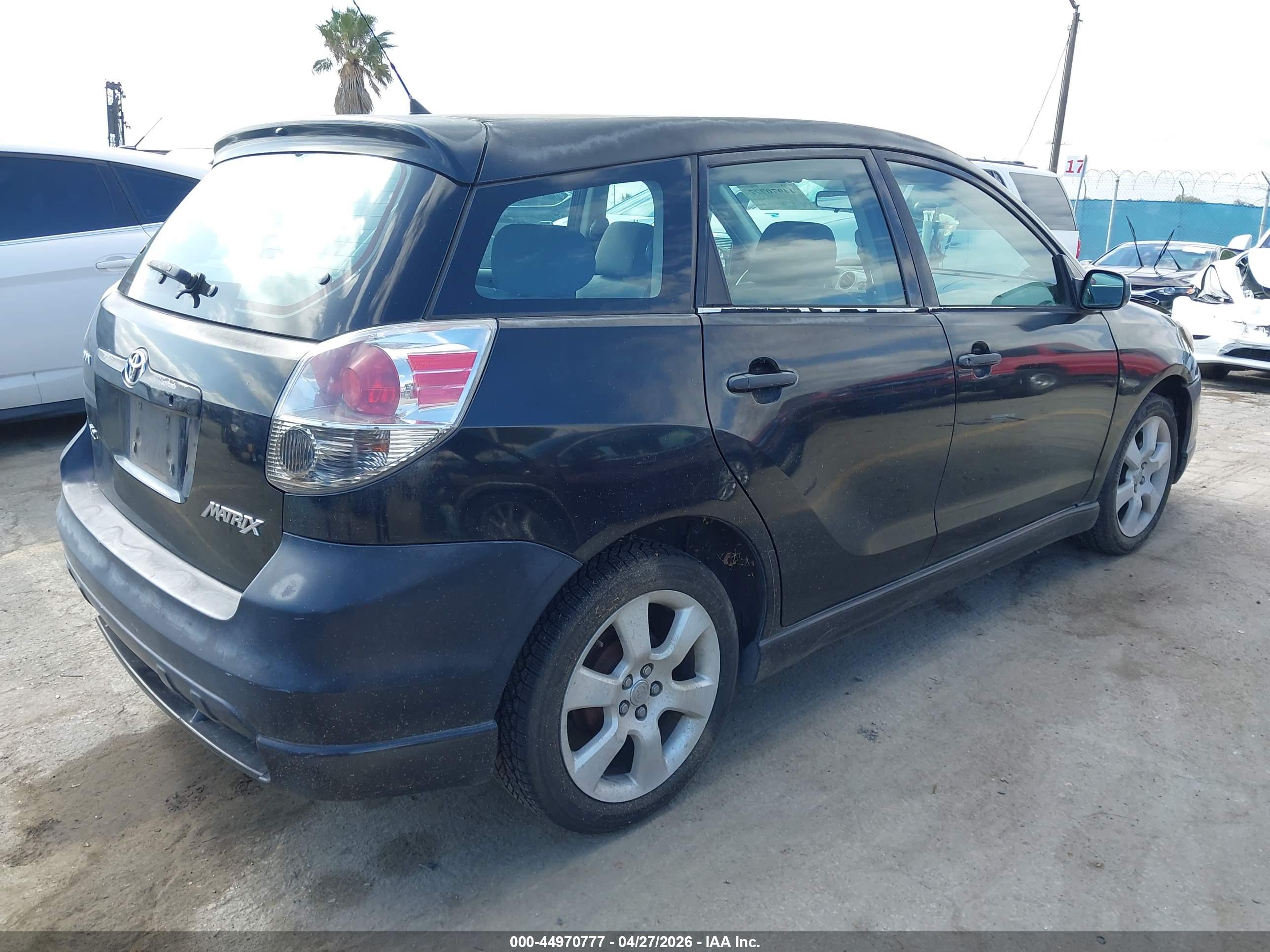 TOYOTA MATRIX image 4