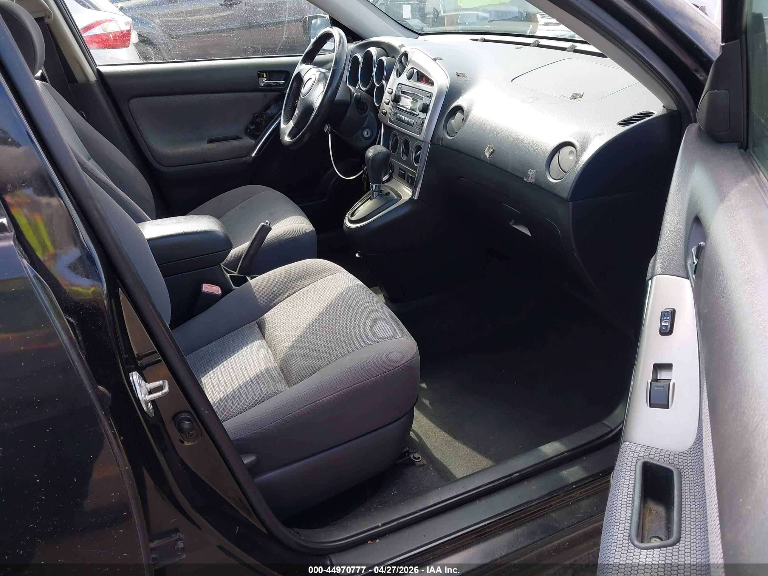TOYOTA MATRIX image 5