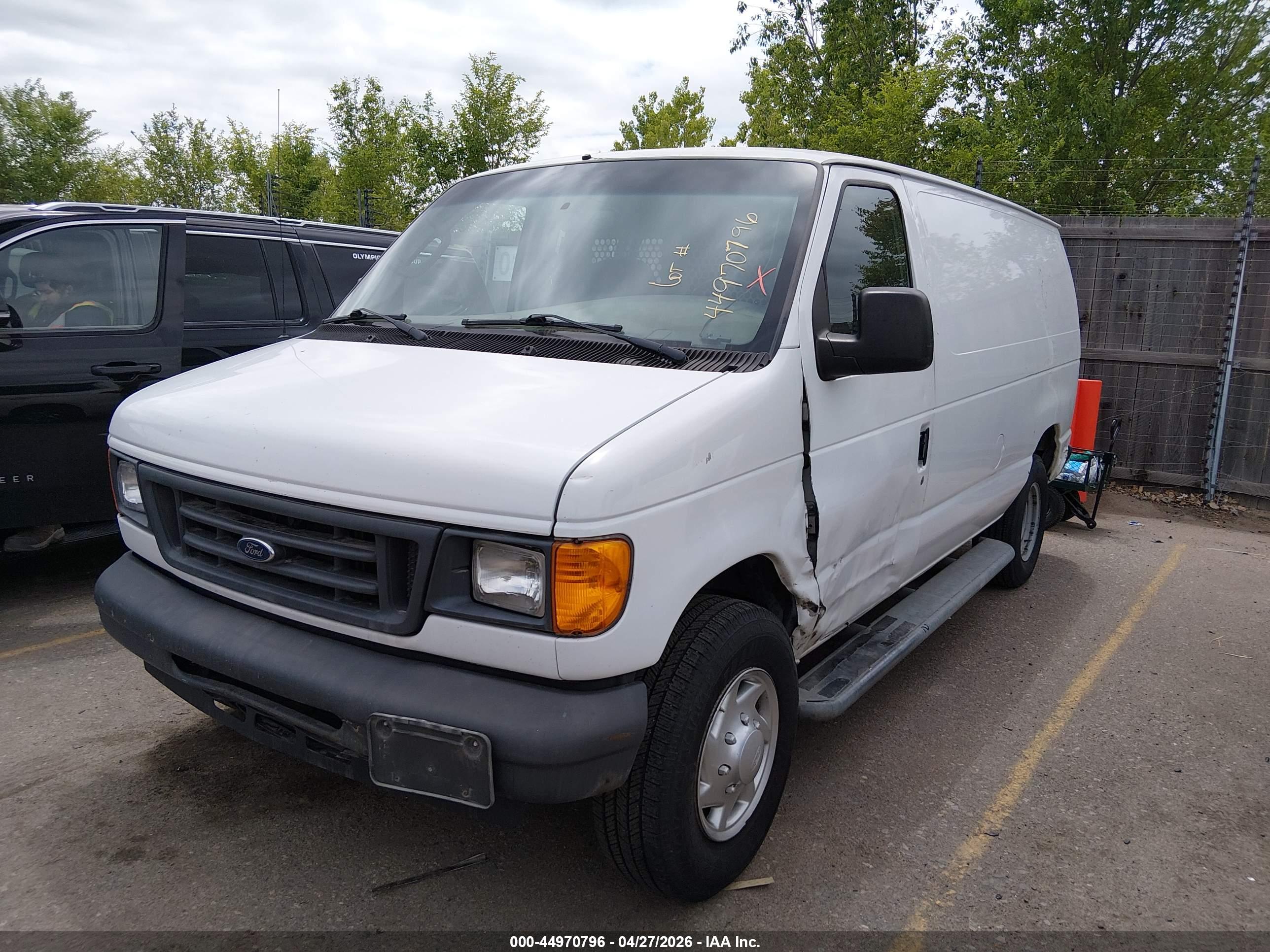 FORD E-250 image 2