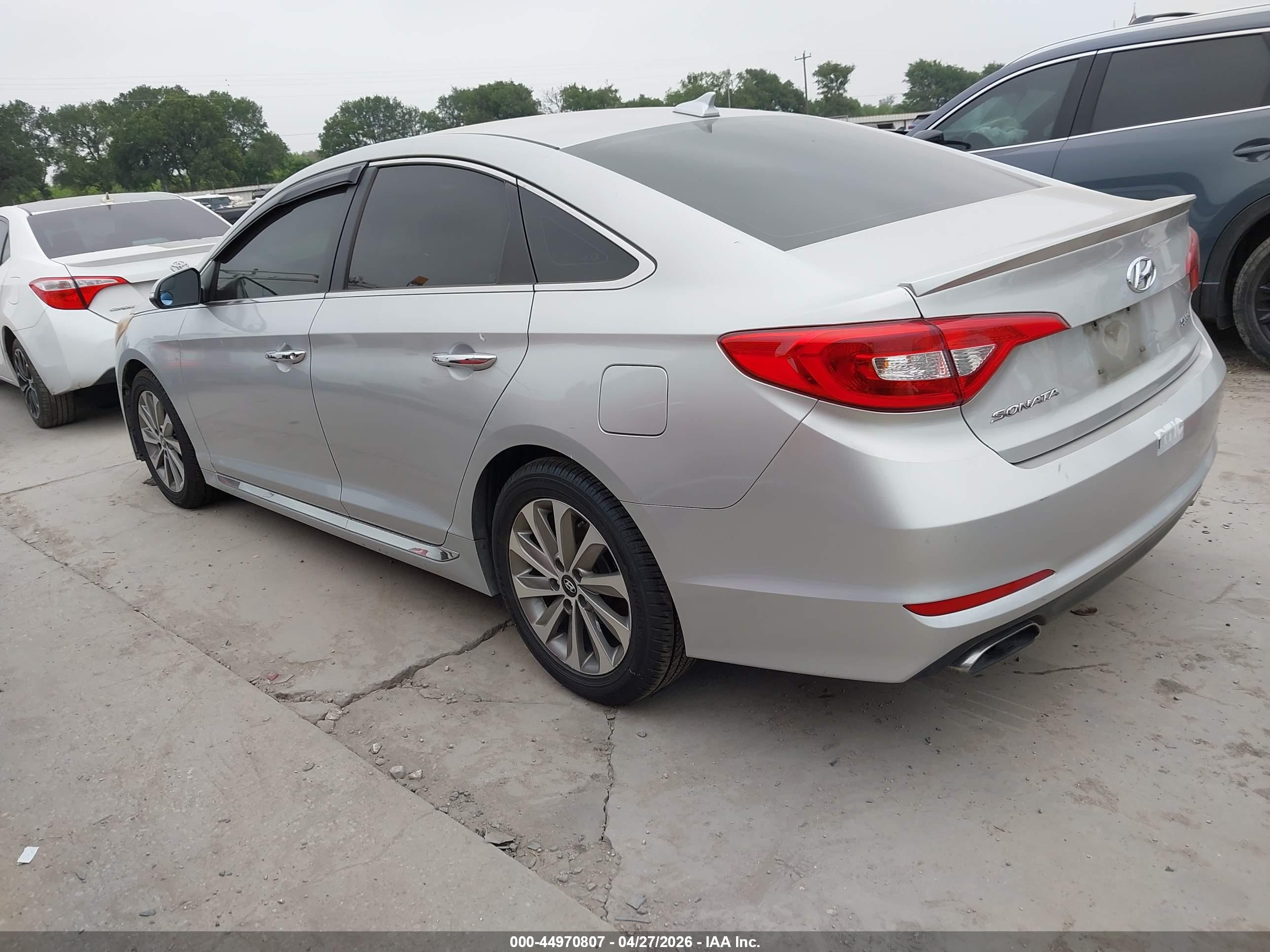 HYUNDAI SONATA image 3