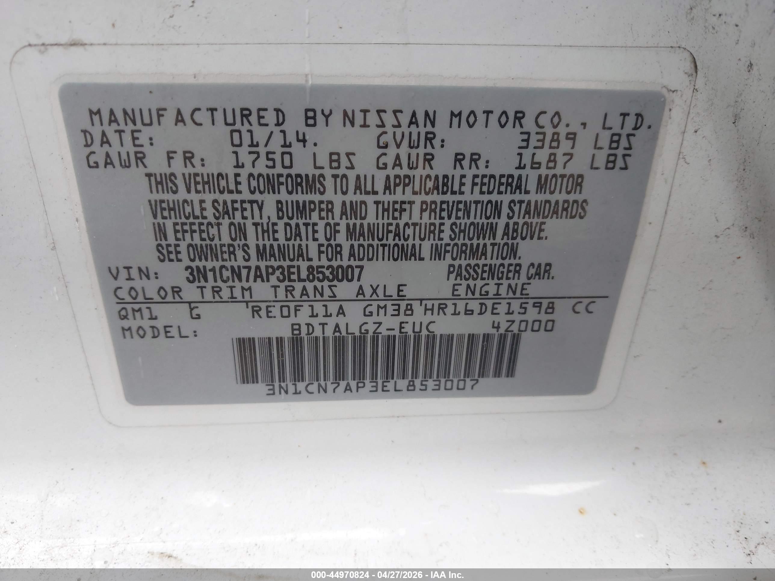 NISSAN VERSA image 9