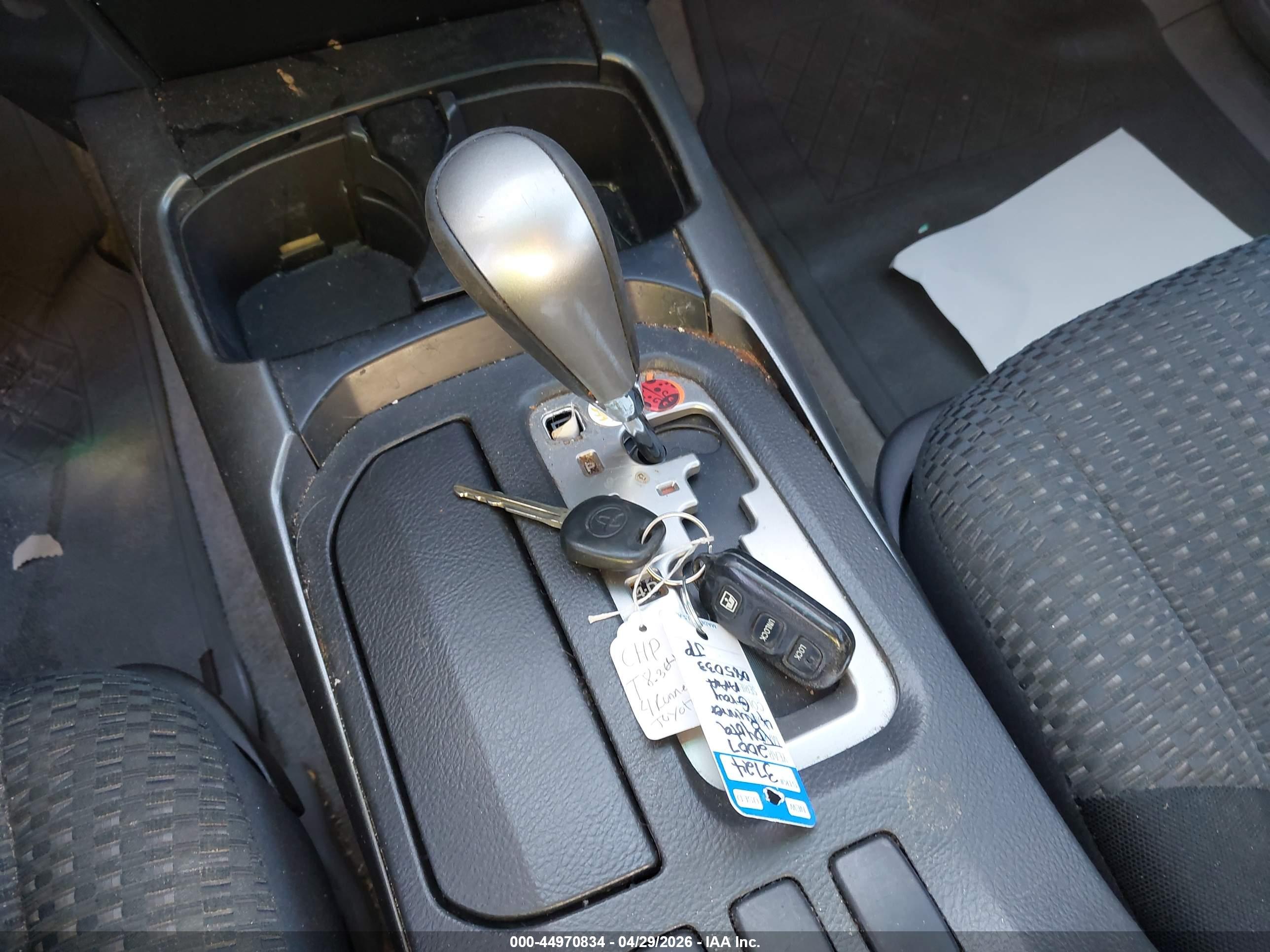 TOYOTA 4RUNNER image 11