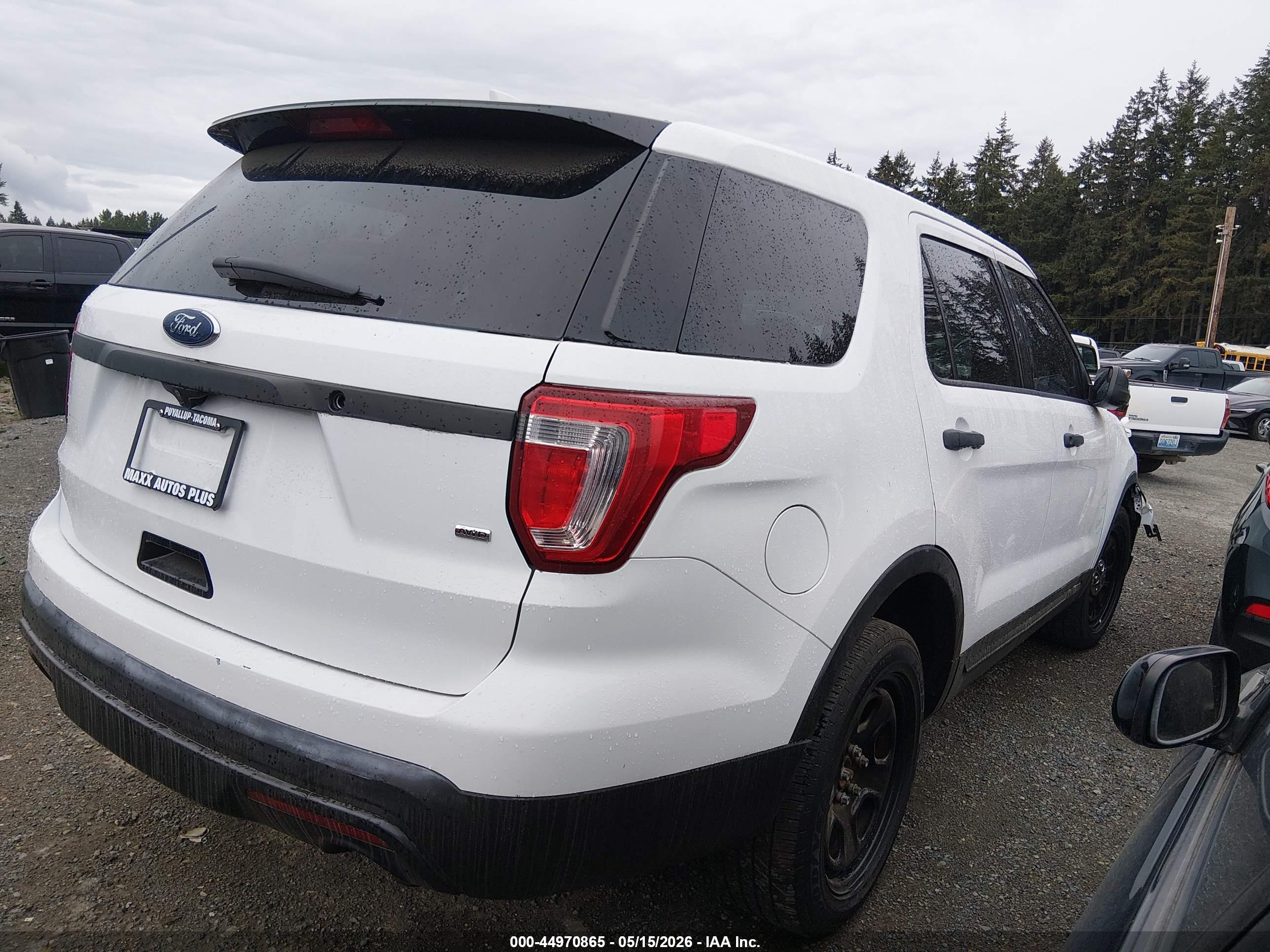 FORD UTILITY image 4