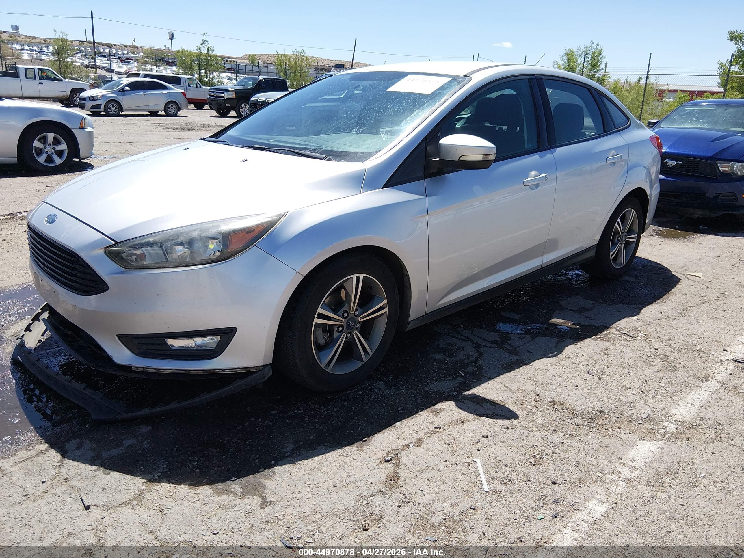 FORD FOCUS image 2