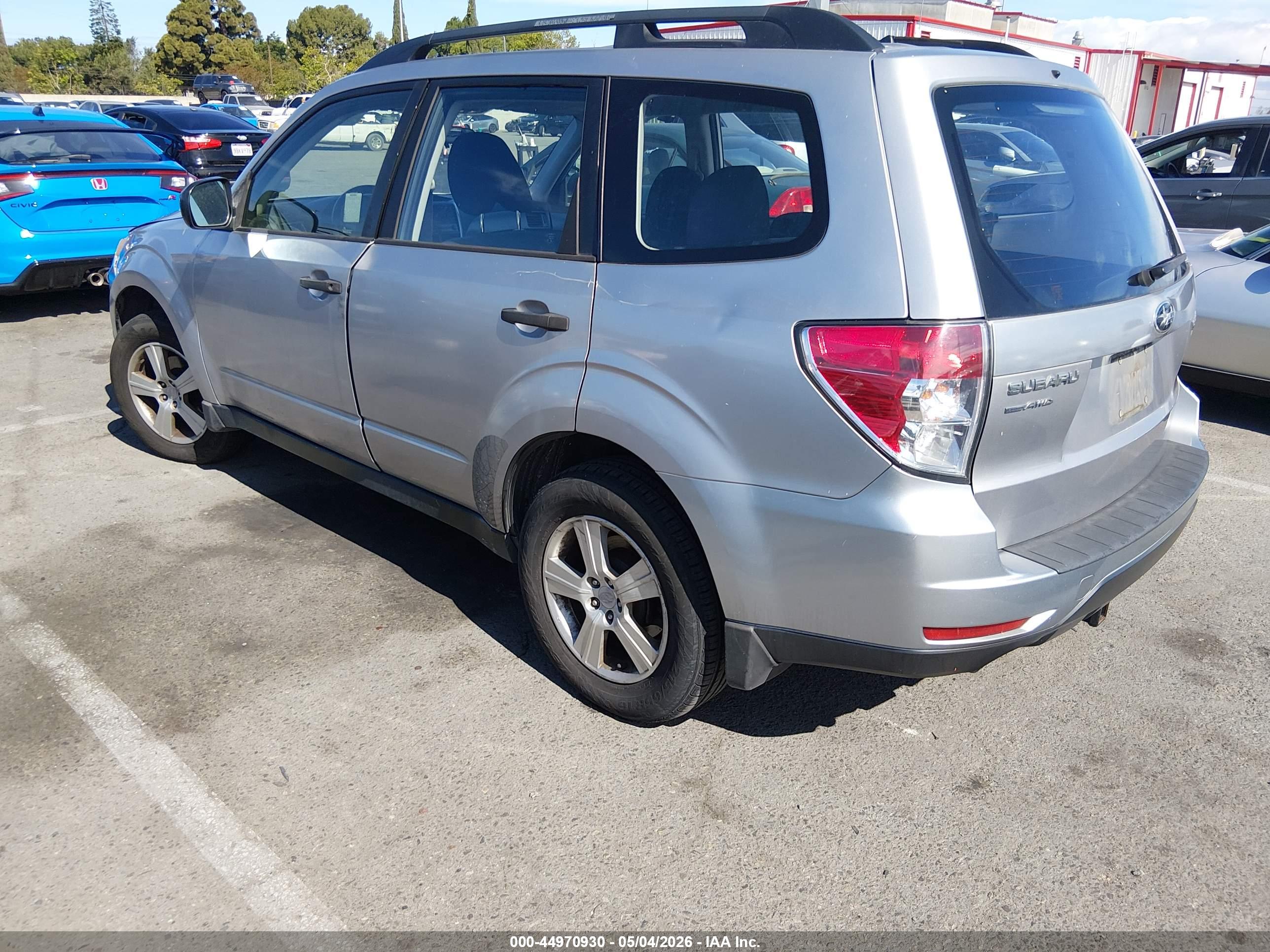 SUBARU FORESTER image 3