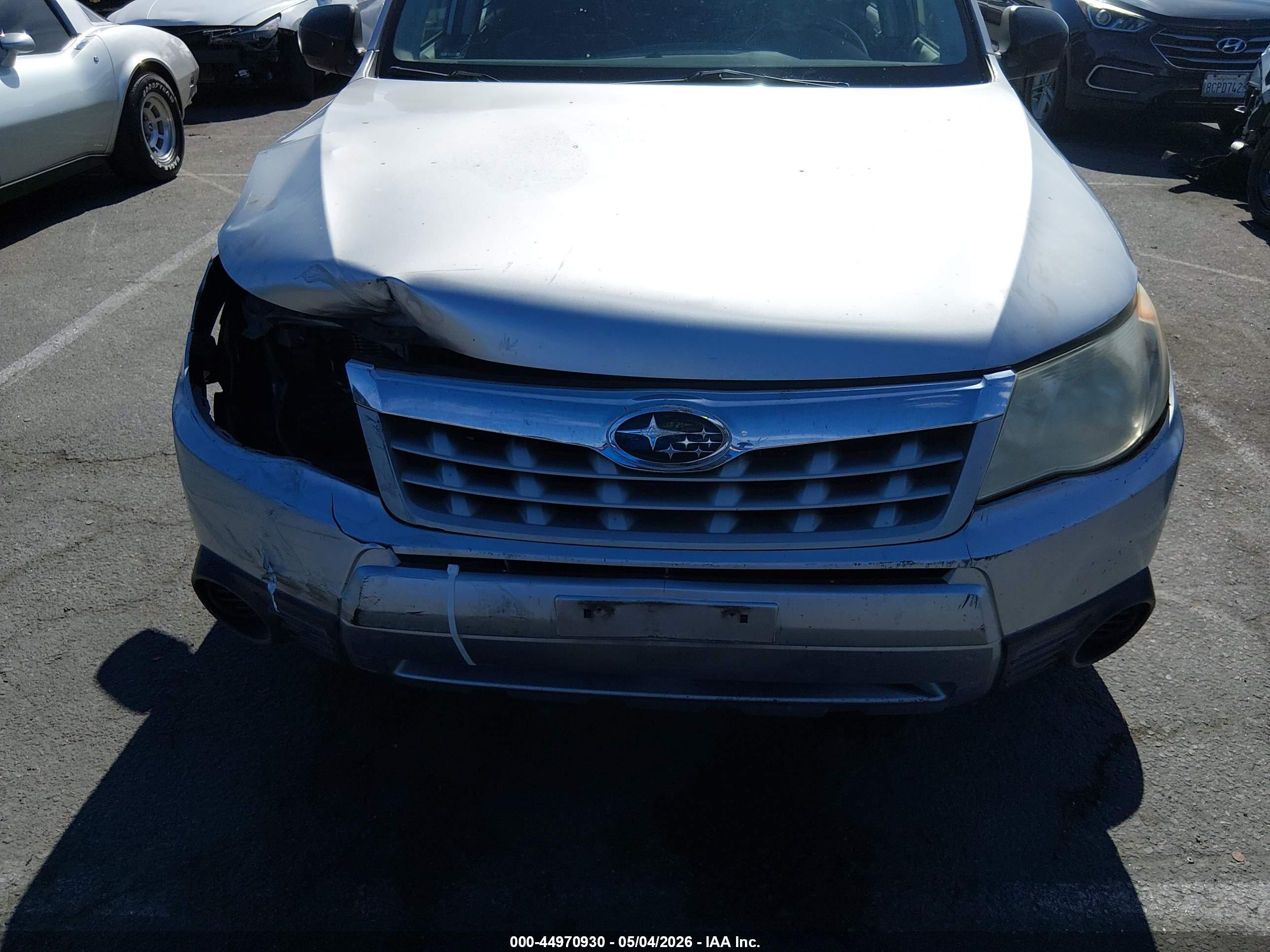 SUBARU FORESTER image 6