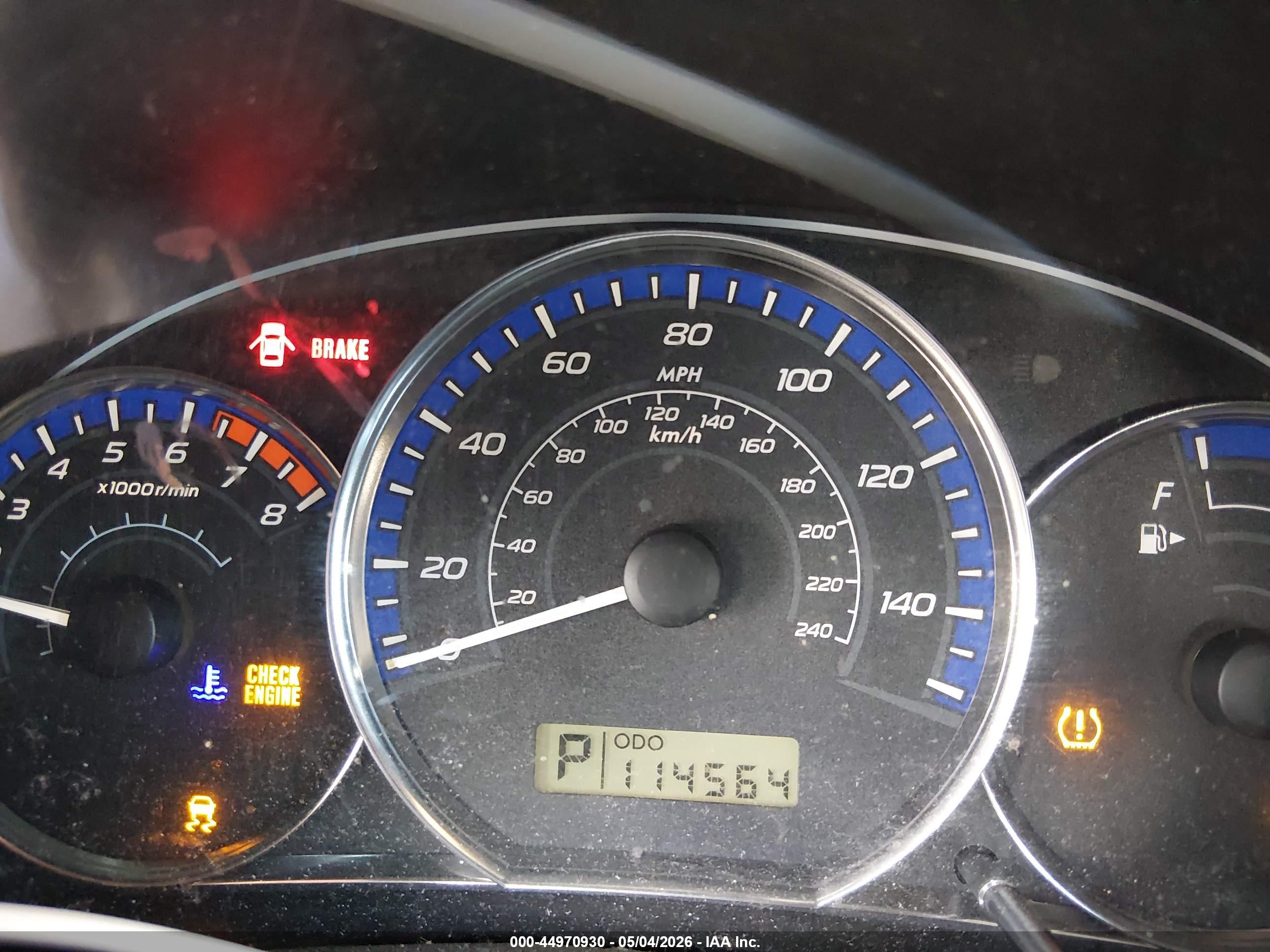 SUBARU FORESTER image 7