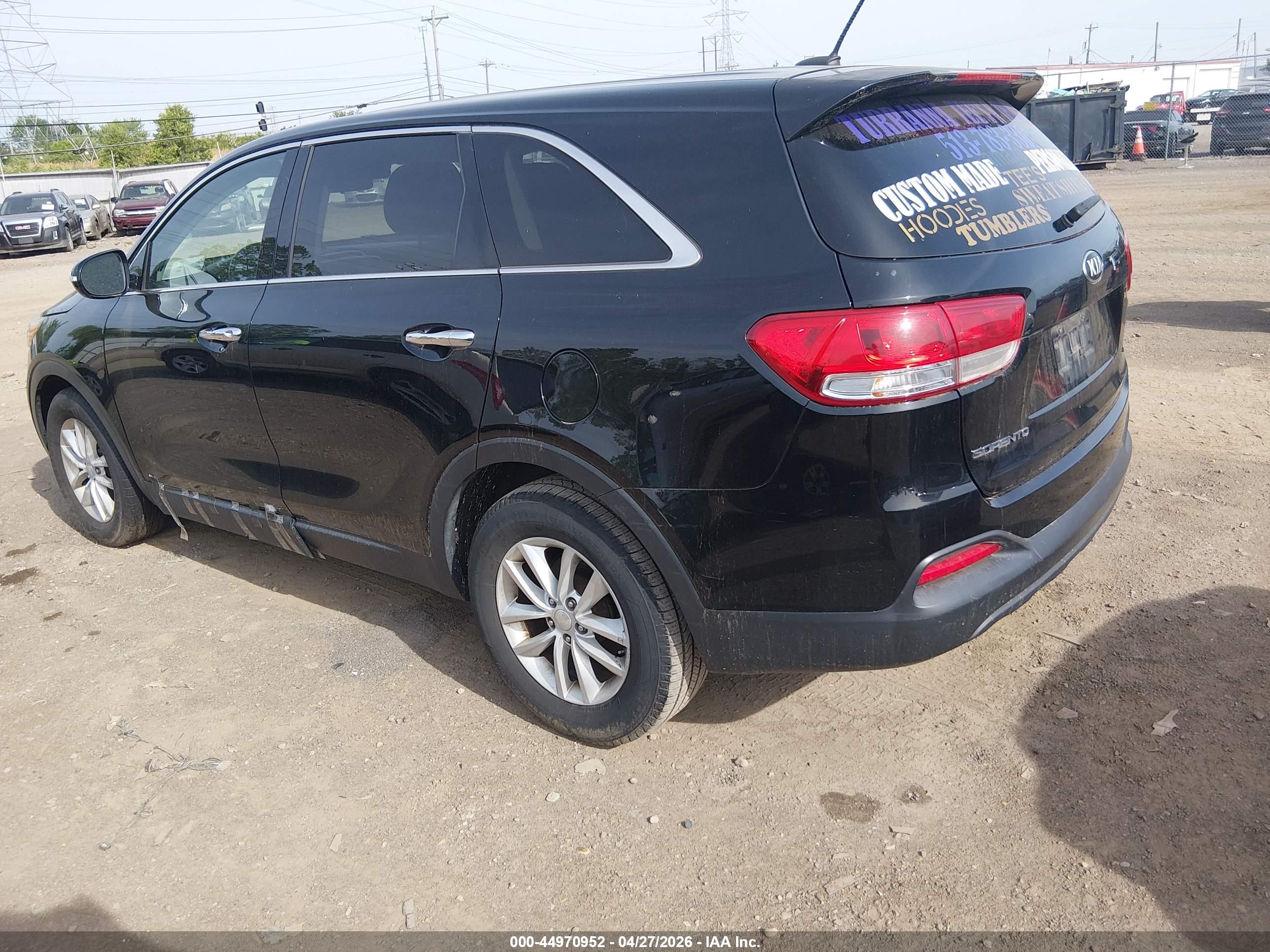 KIA SORENTO image 3
