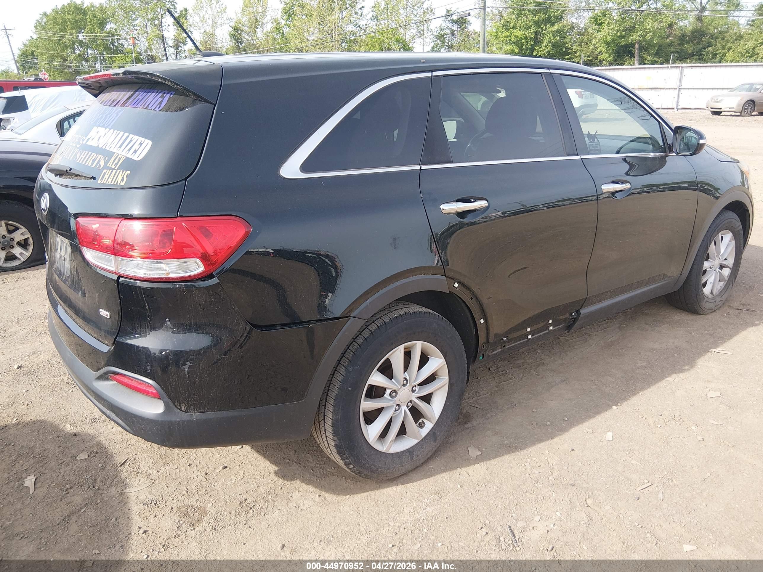 KIA SORENTO image 4