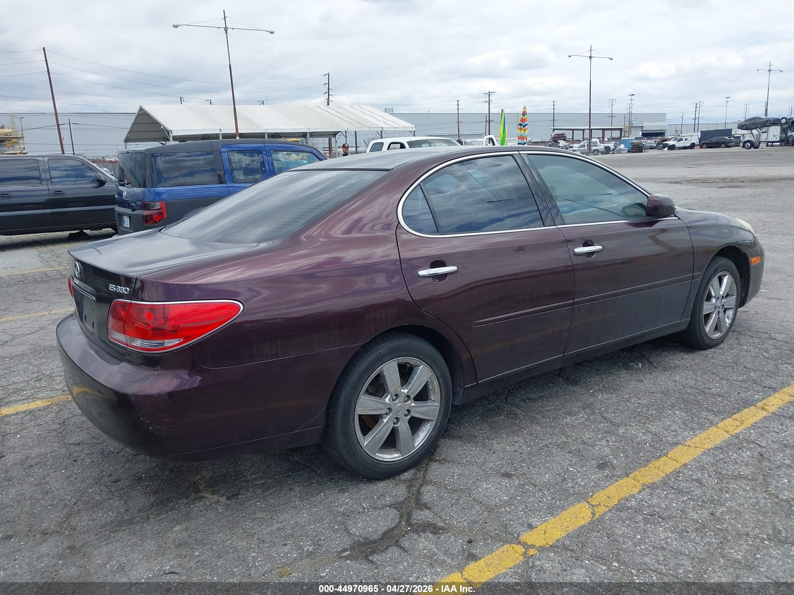 LEXUS ES image 4