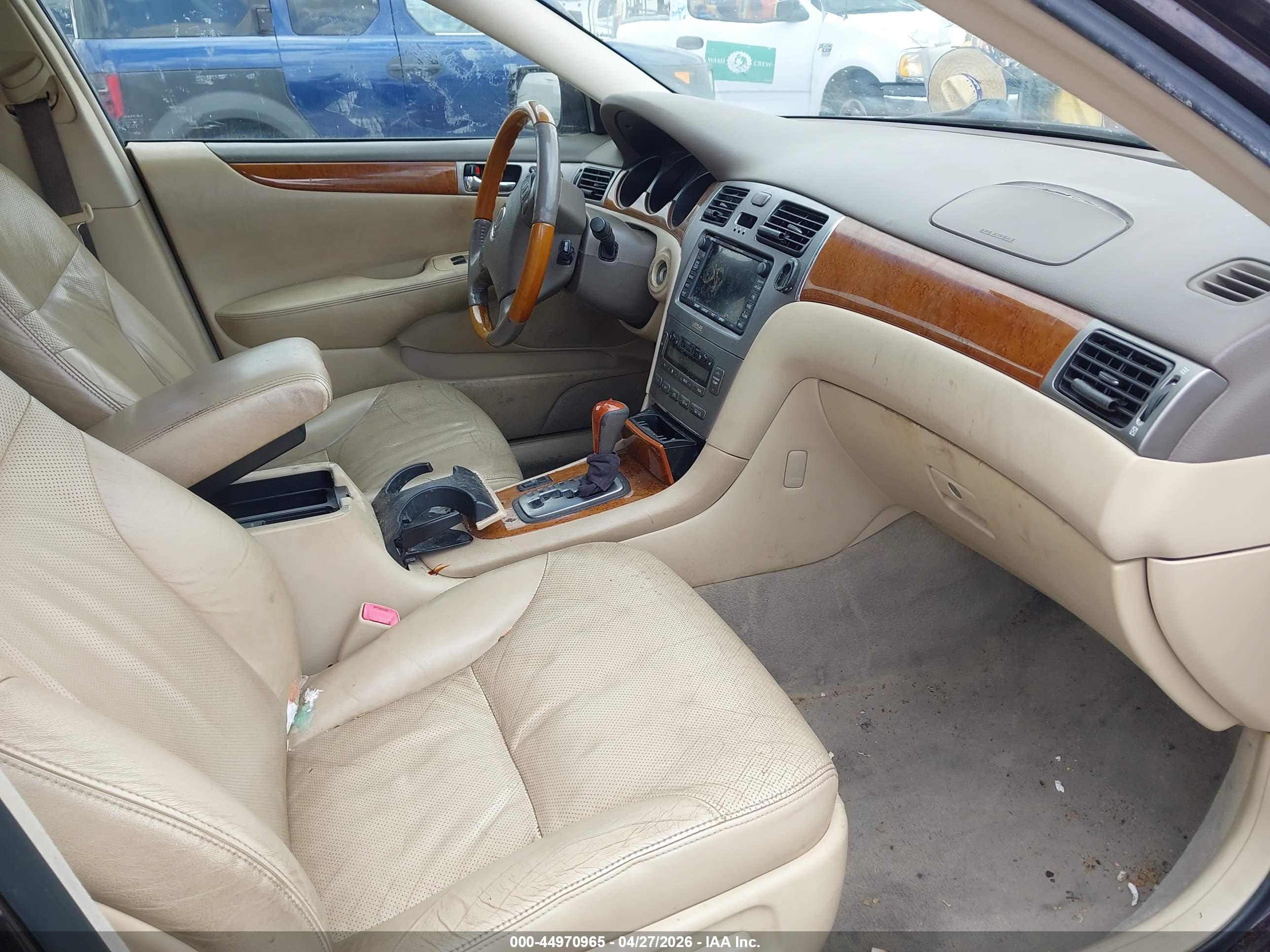 LEXUS ES image 5
