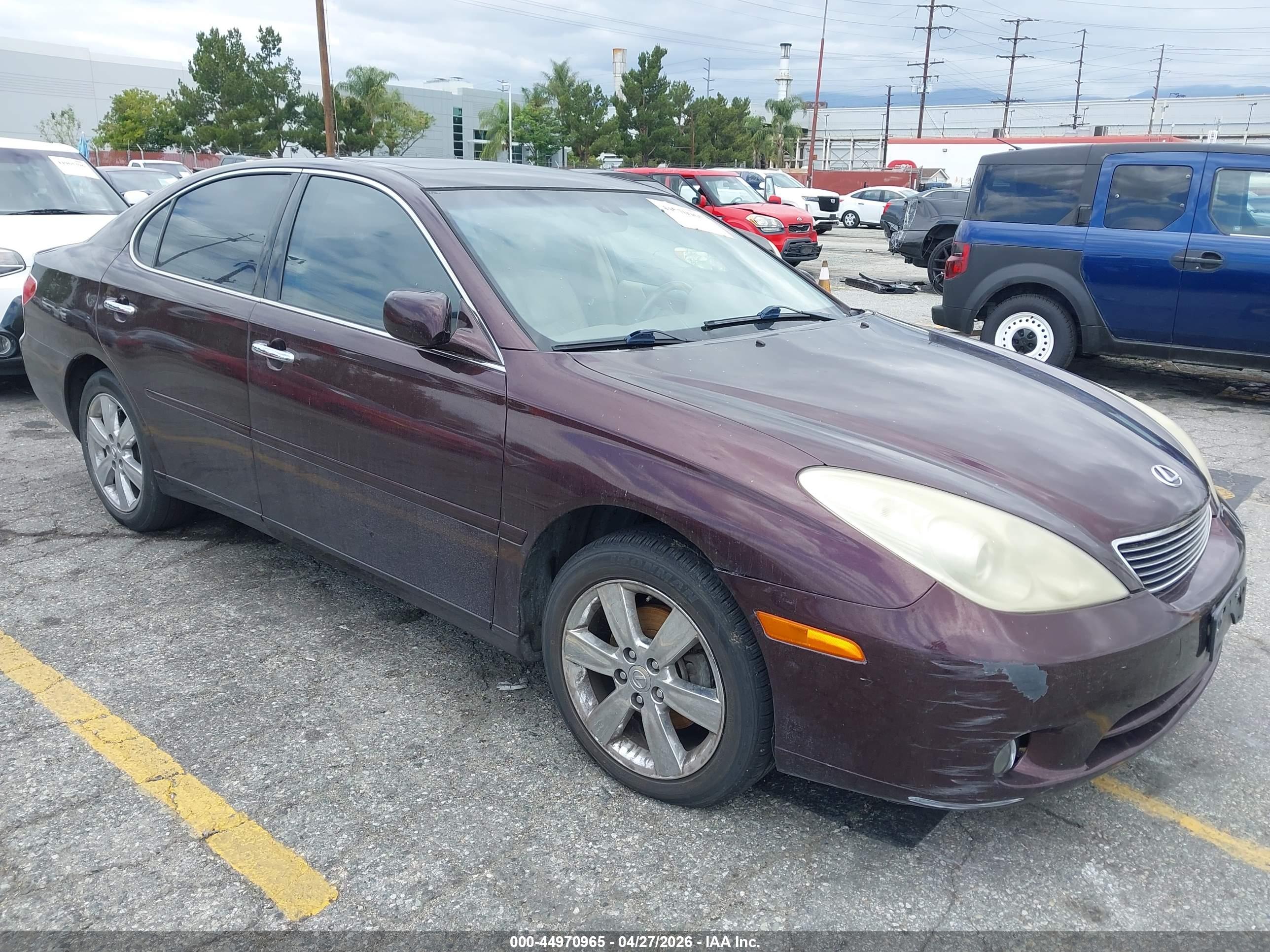 LEXUS ES image 6