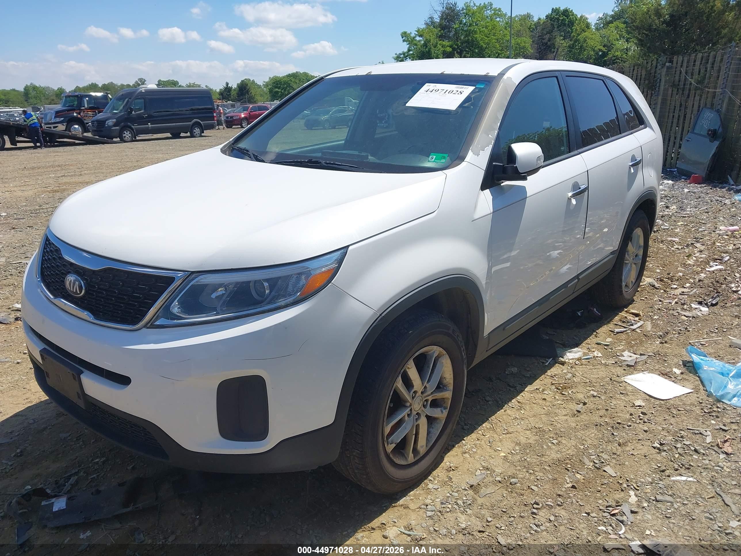 KIA SORENTO image 2