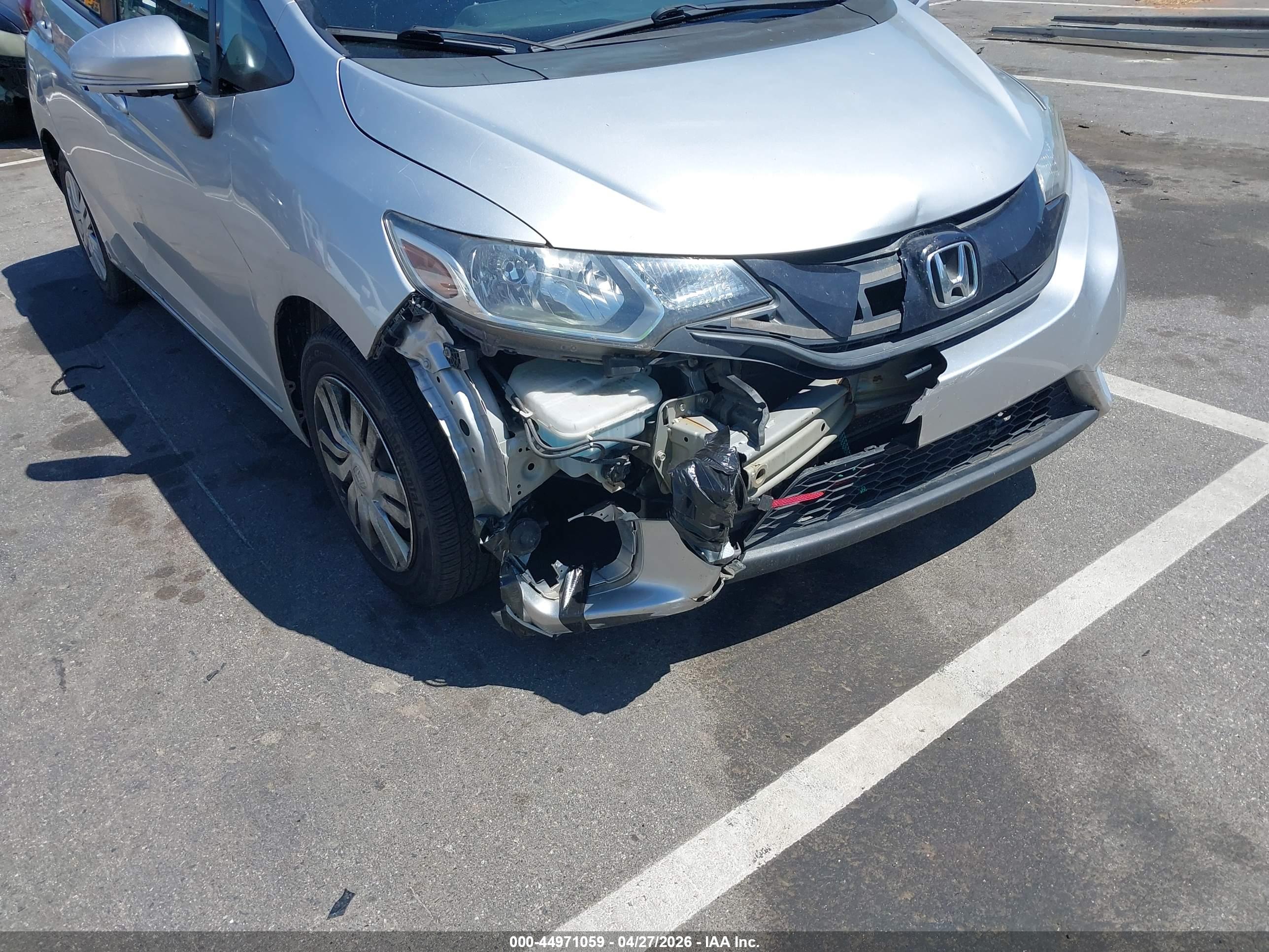 HONDA FIT image 6