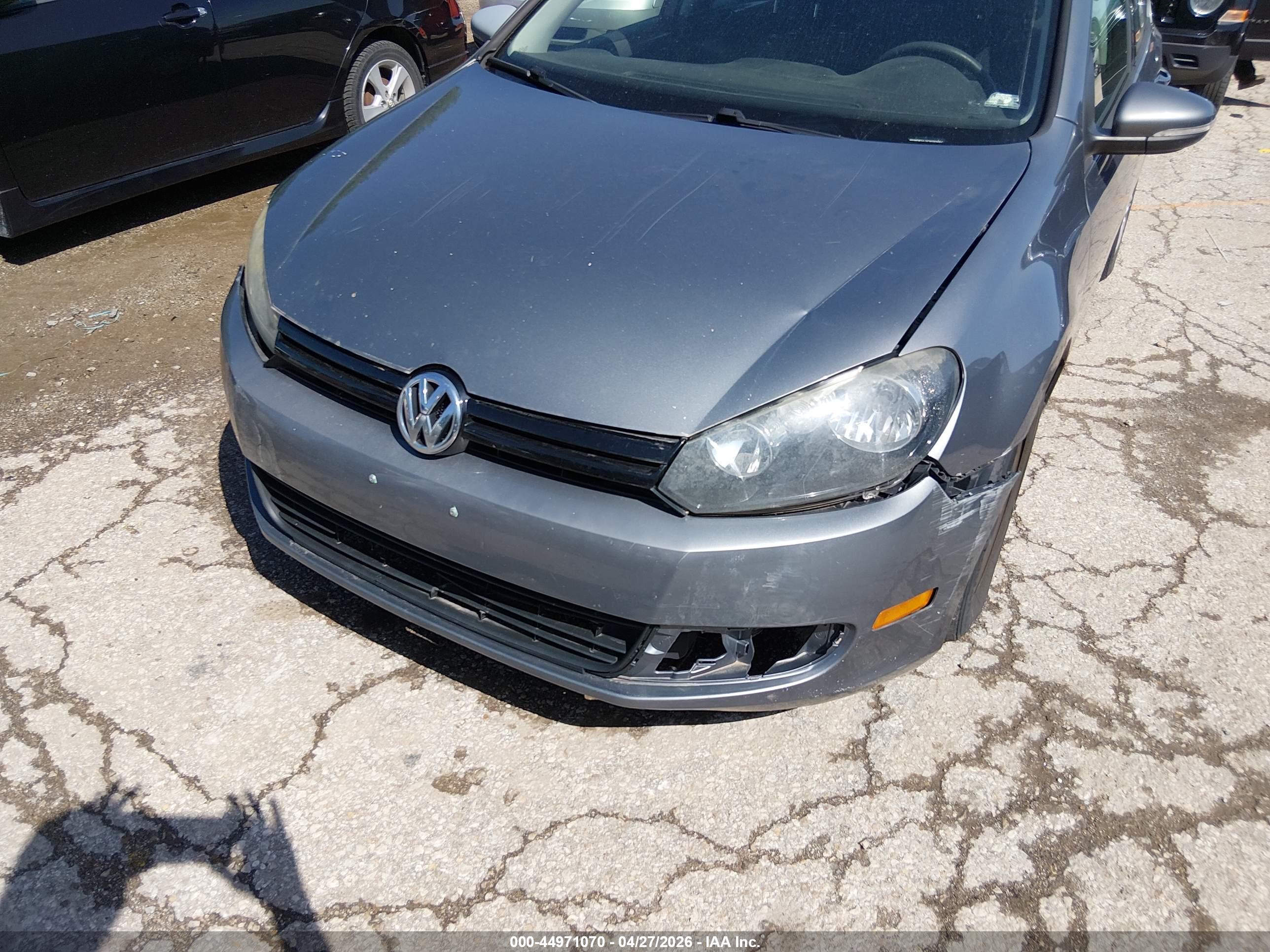 VOLKSWAGEN GOLF image 6