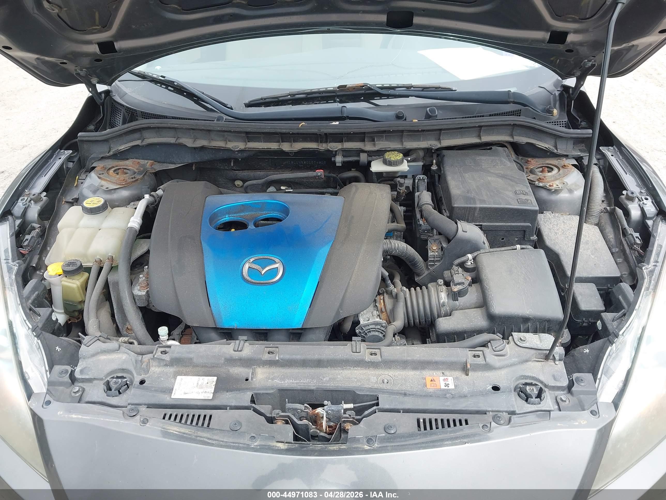 MAZDA MAZDA3 image 10