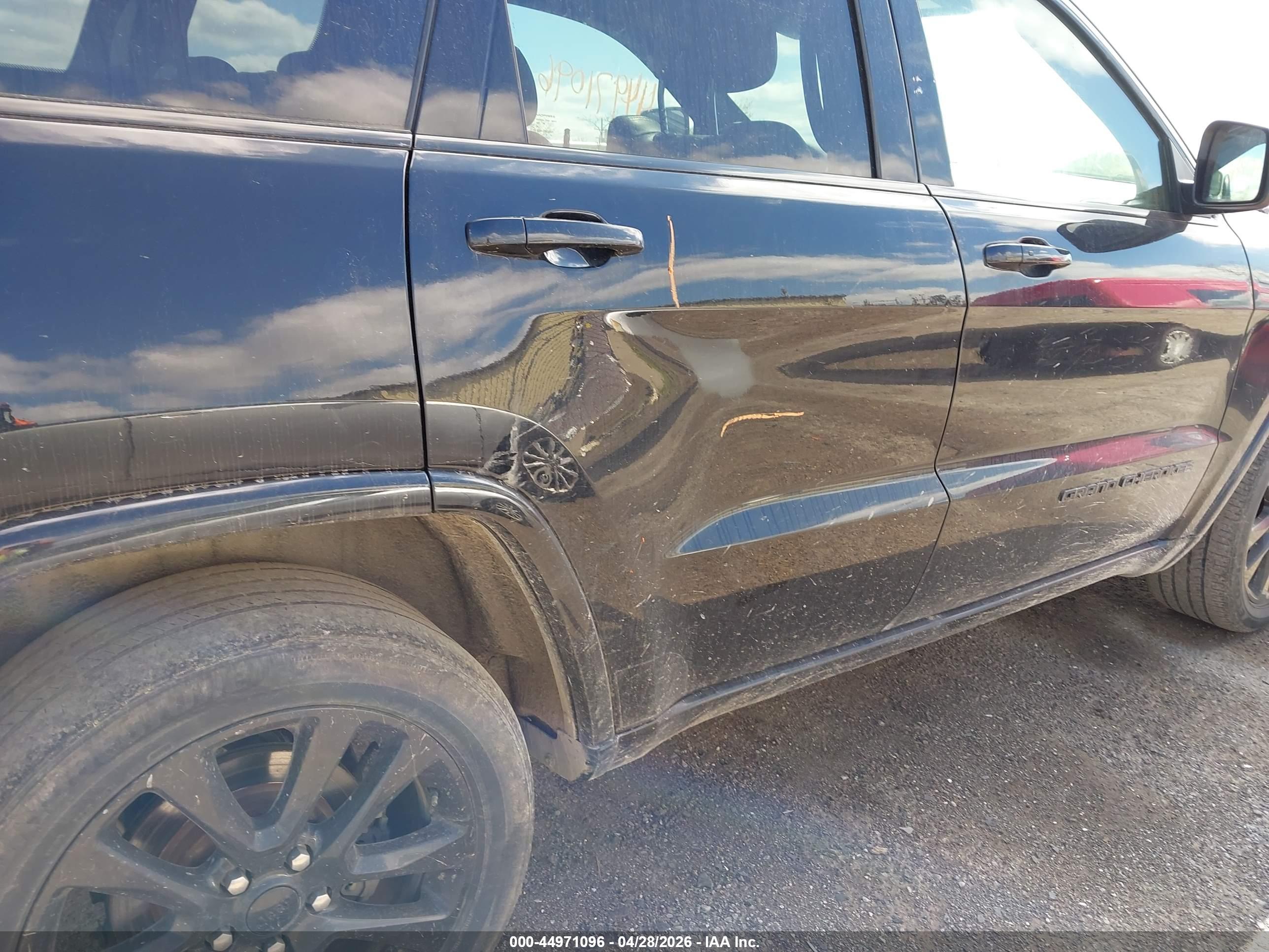 JEEP GRAND image 6