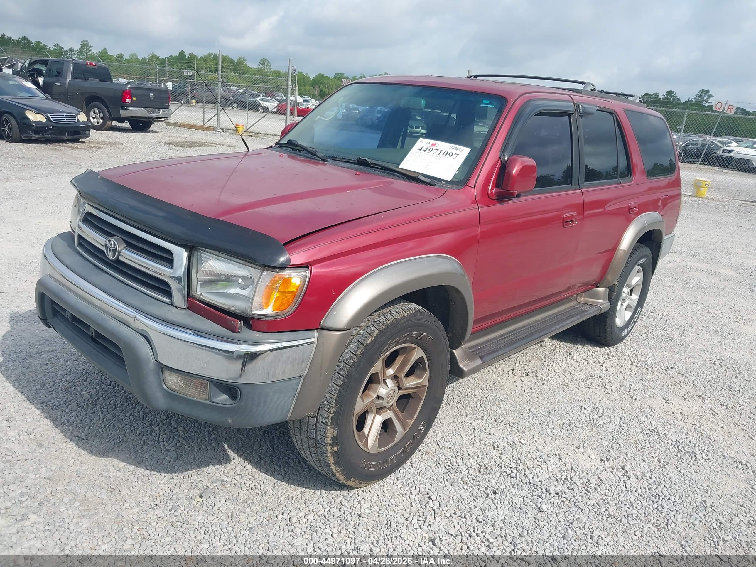 TOYOTA 4RUNNER image 2