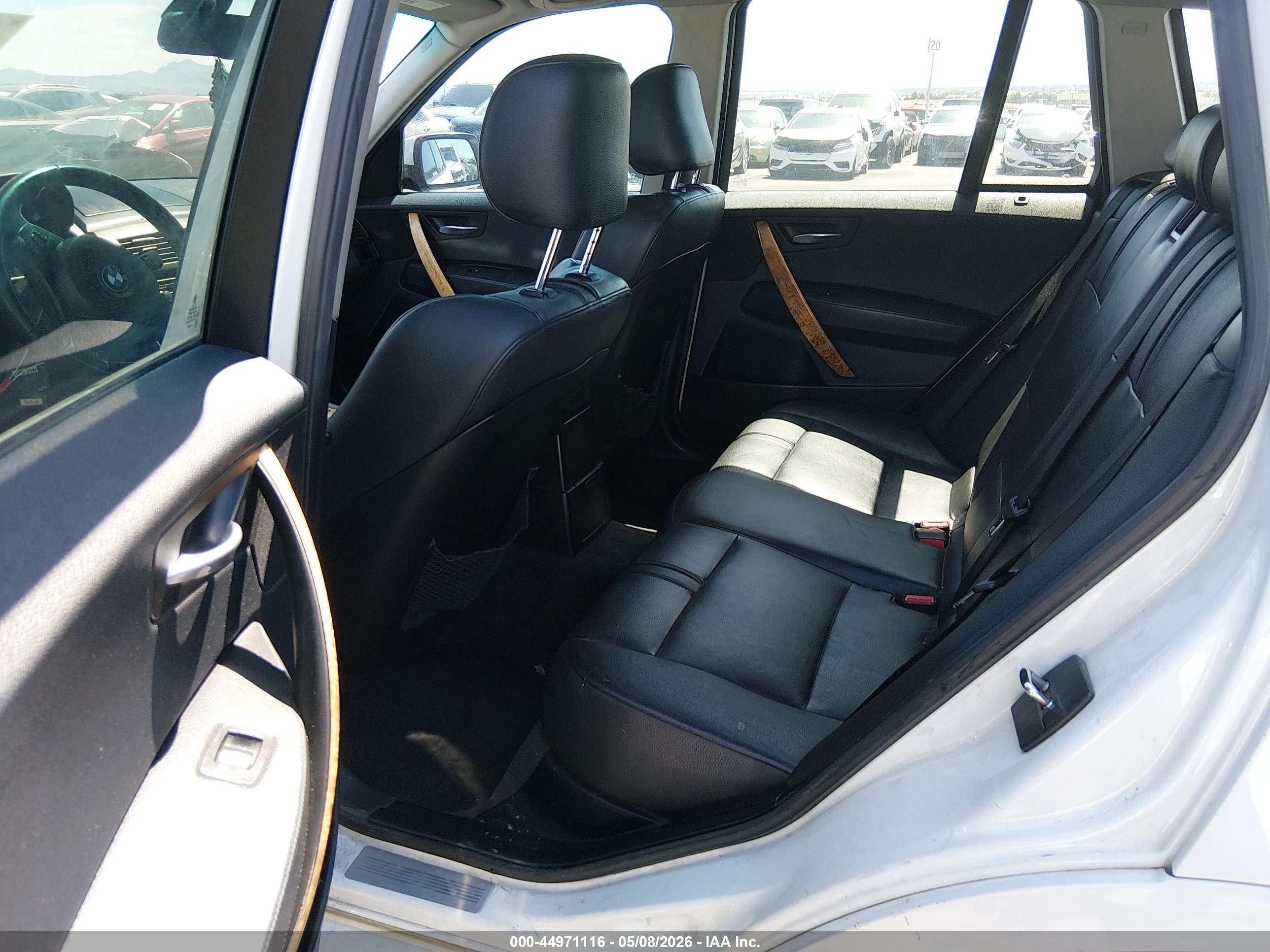 BMW X3 image 8