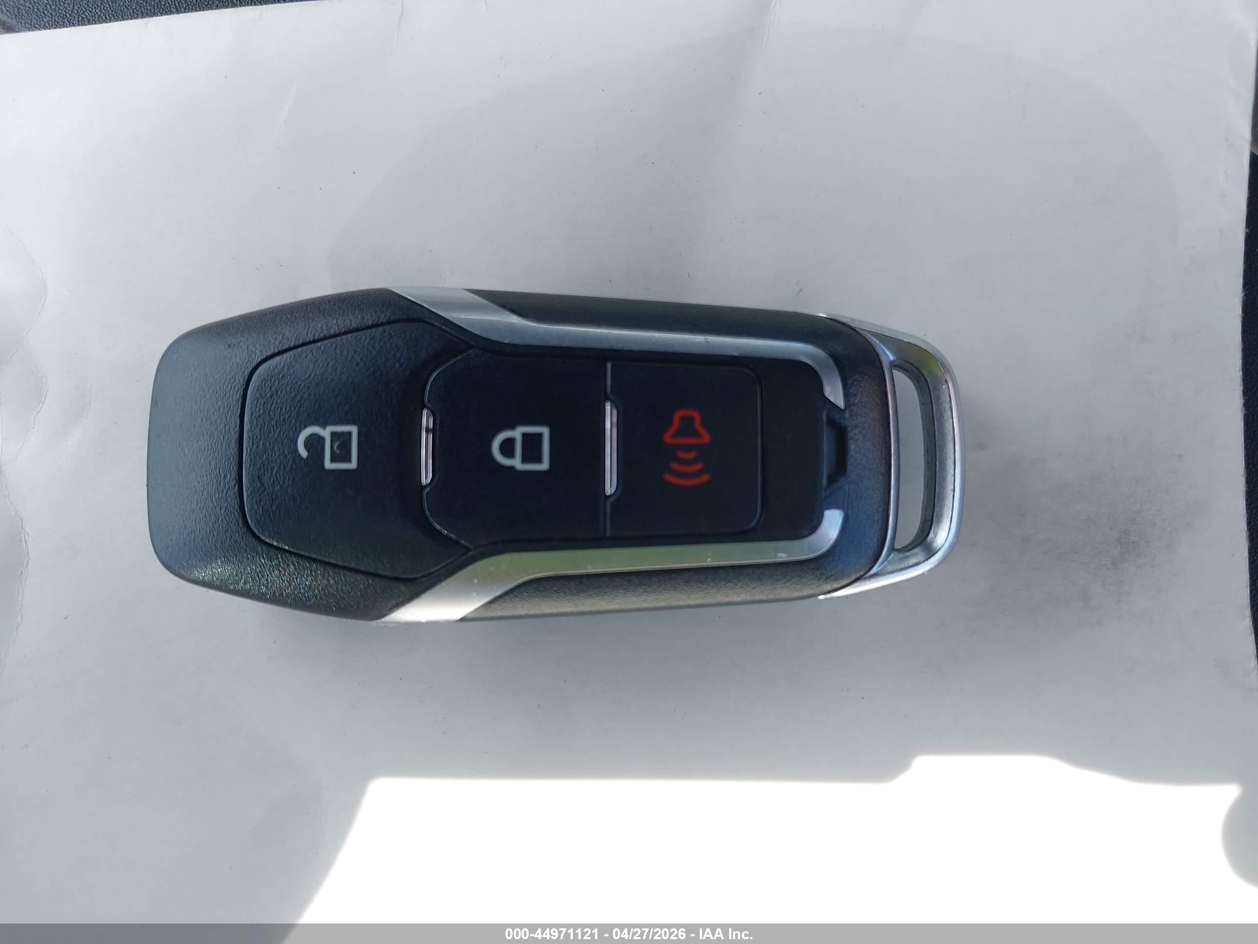 FORD EXPLORER image 11