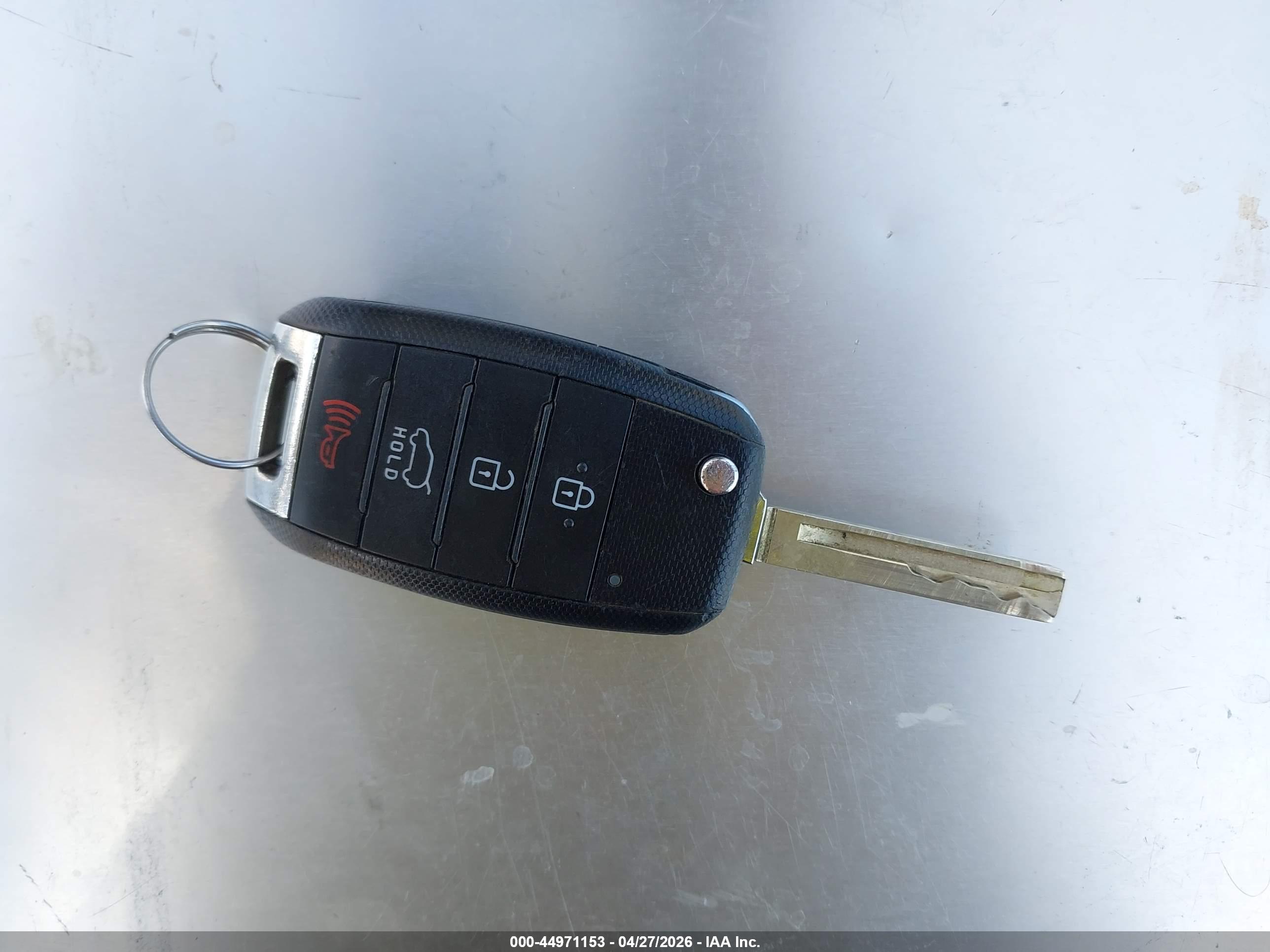 KIA SORENTO image 11