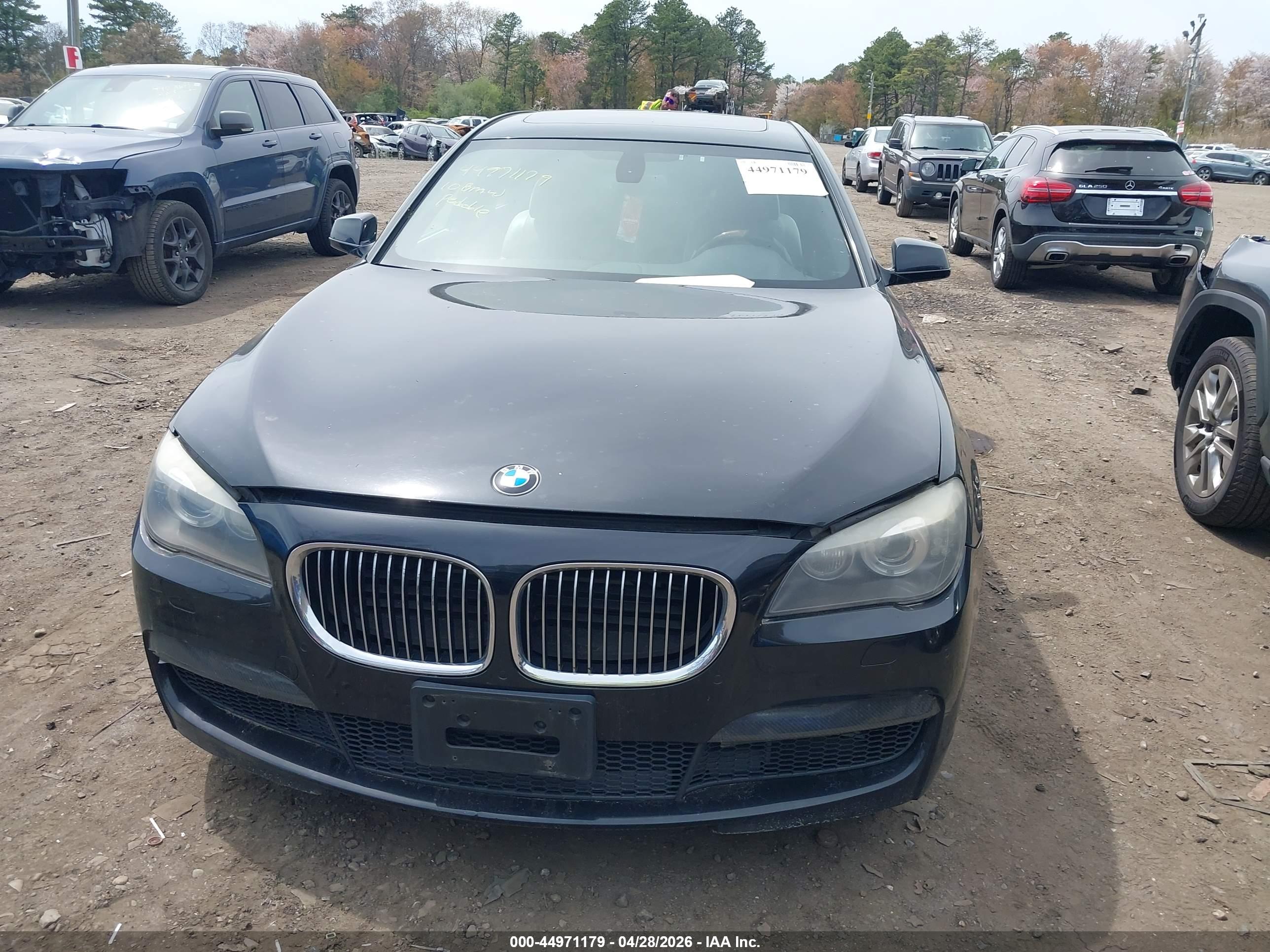 BMW 750LI image 6