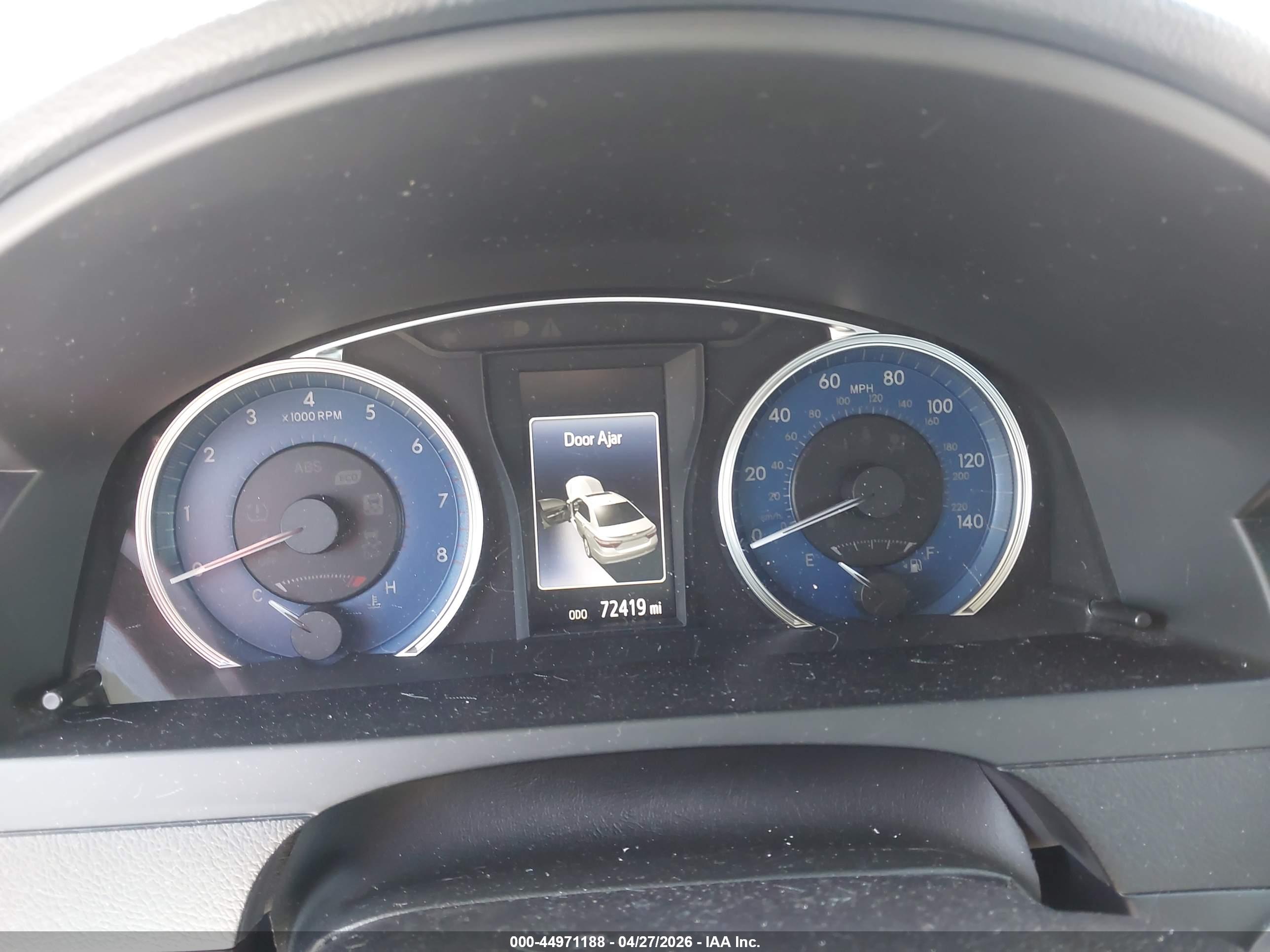TOYOTA CAMRY image 7