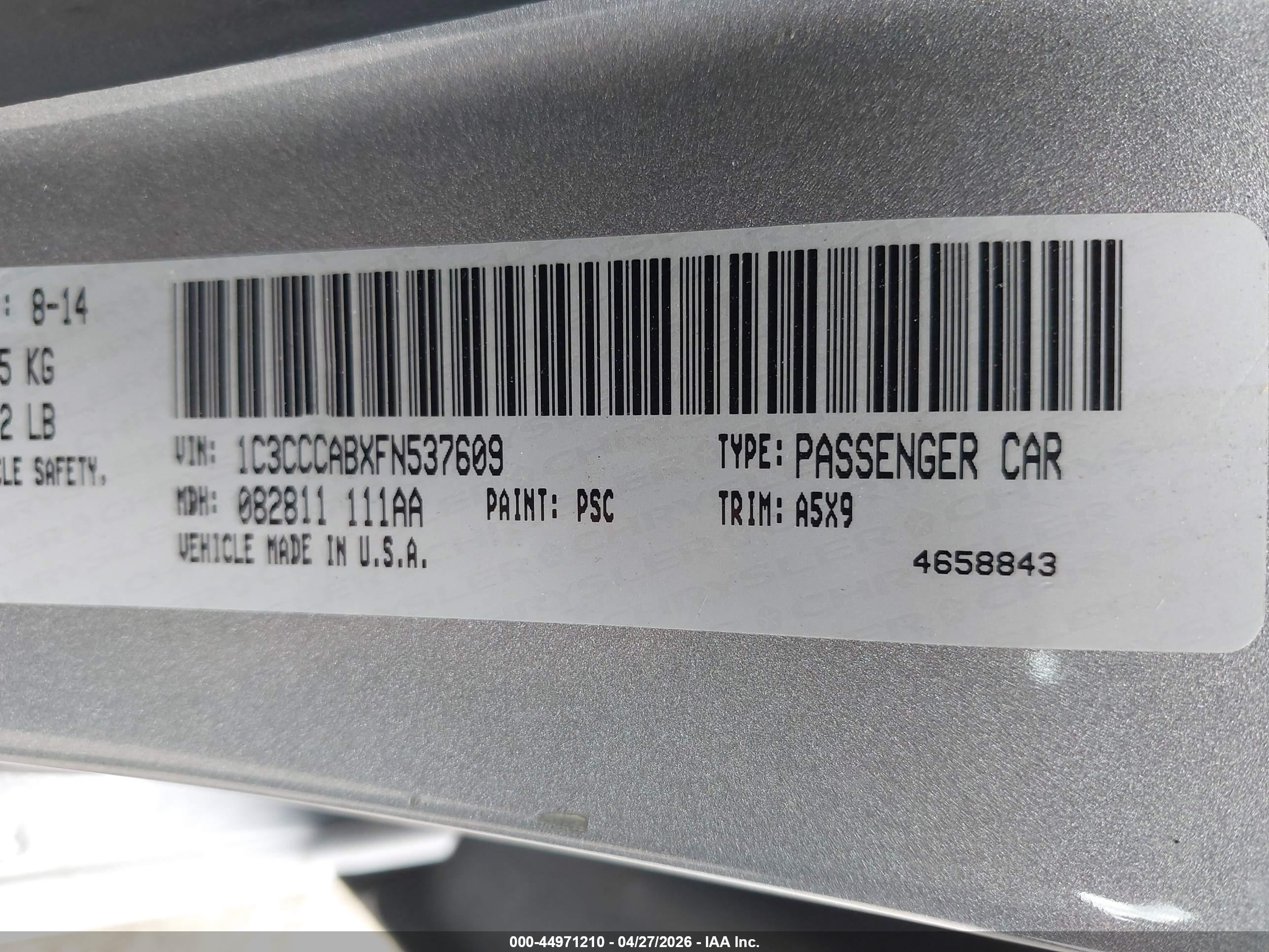 CHRYSLER 200 image 9