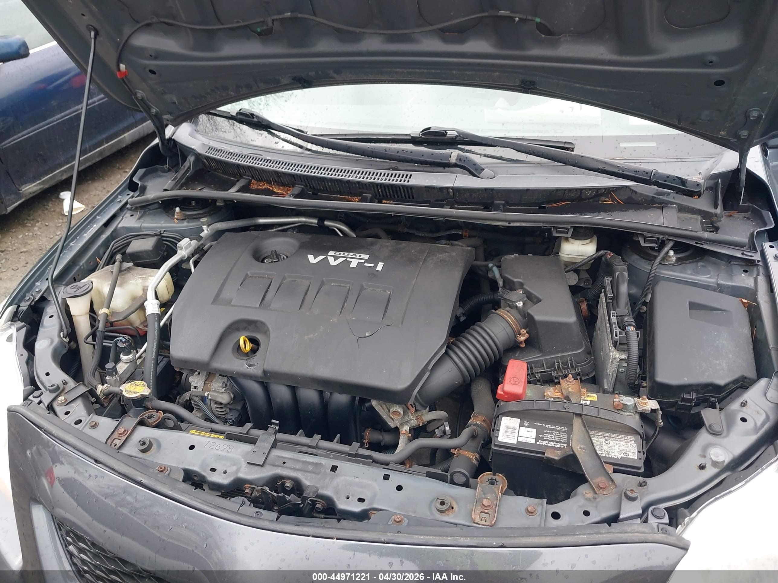 TOYOTA COROLLA image 10