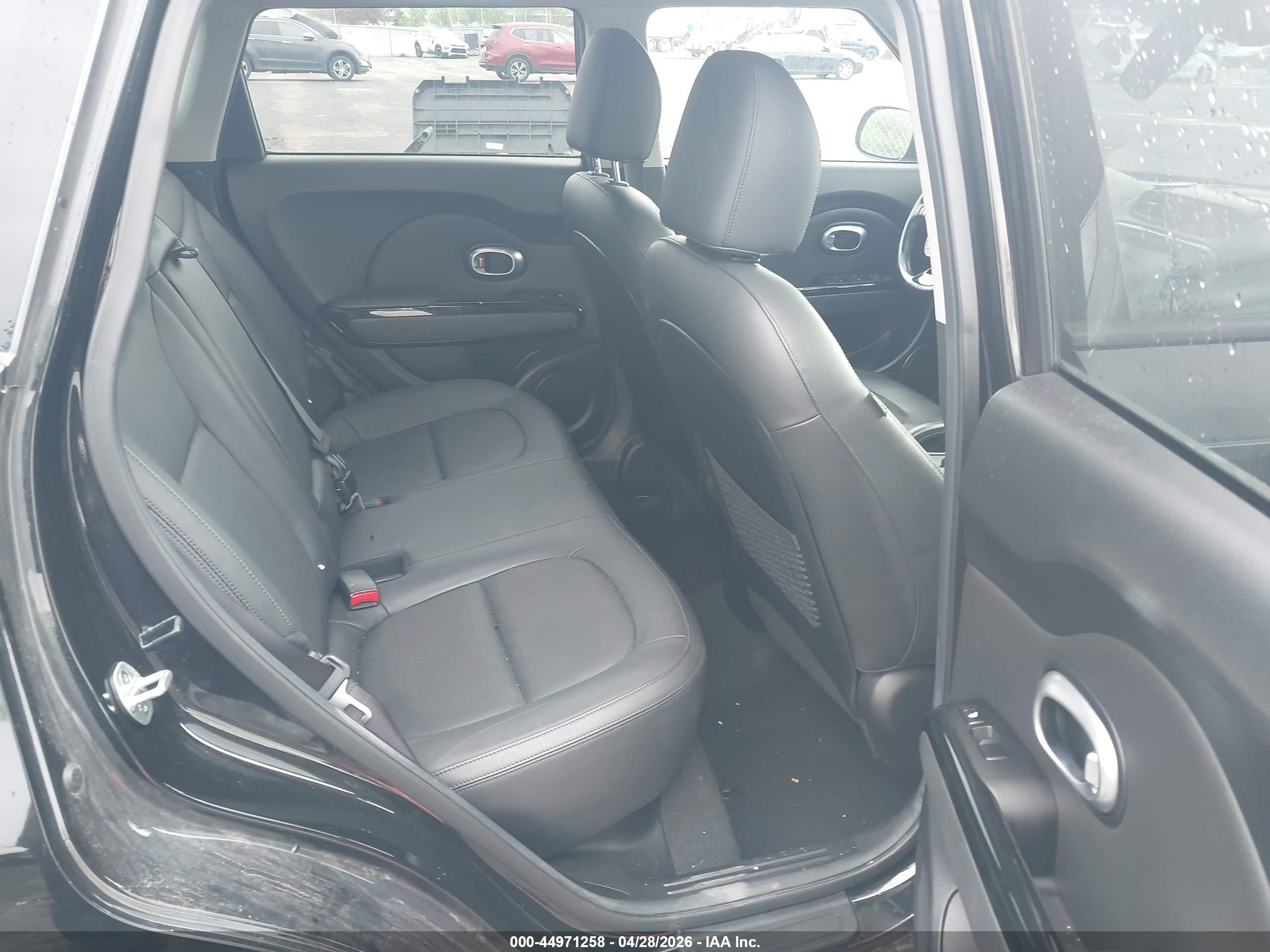 KIA SOUL image 8