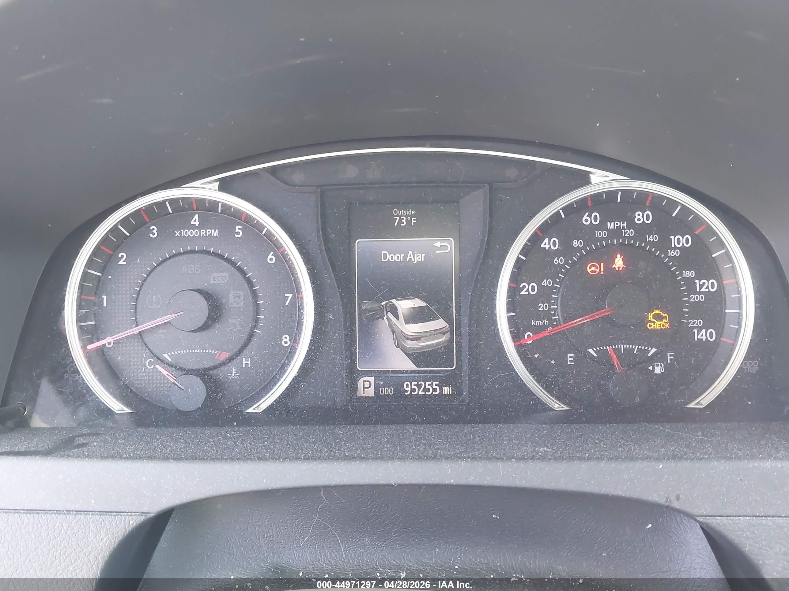 TOYOTA CAMRY image 7