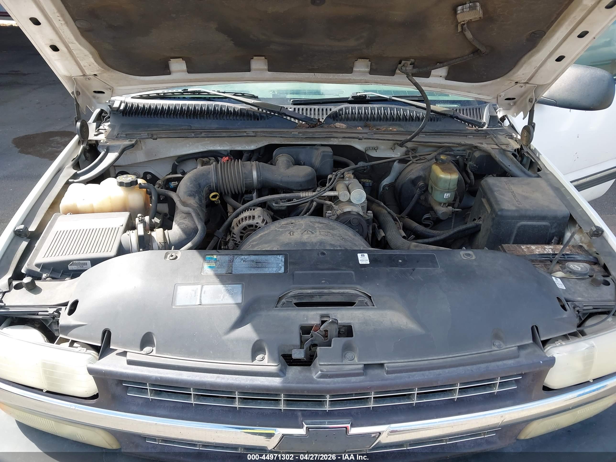 CHEVROLET SILVERADO image 10