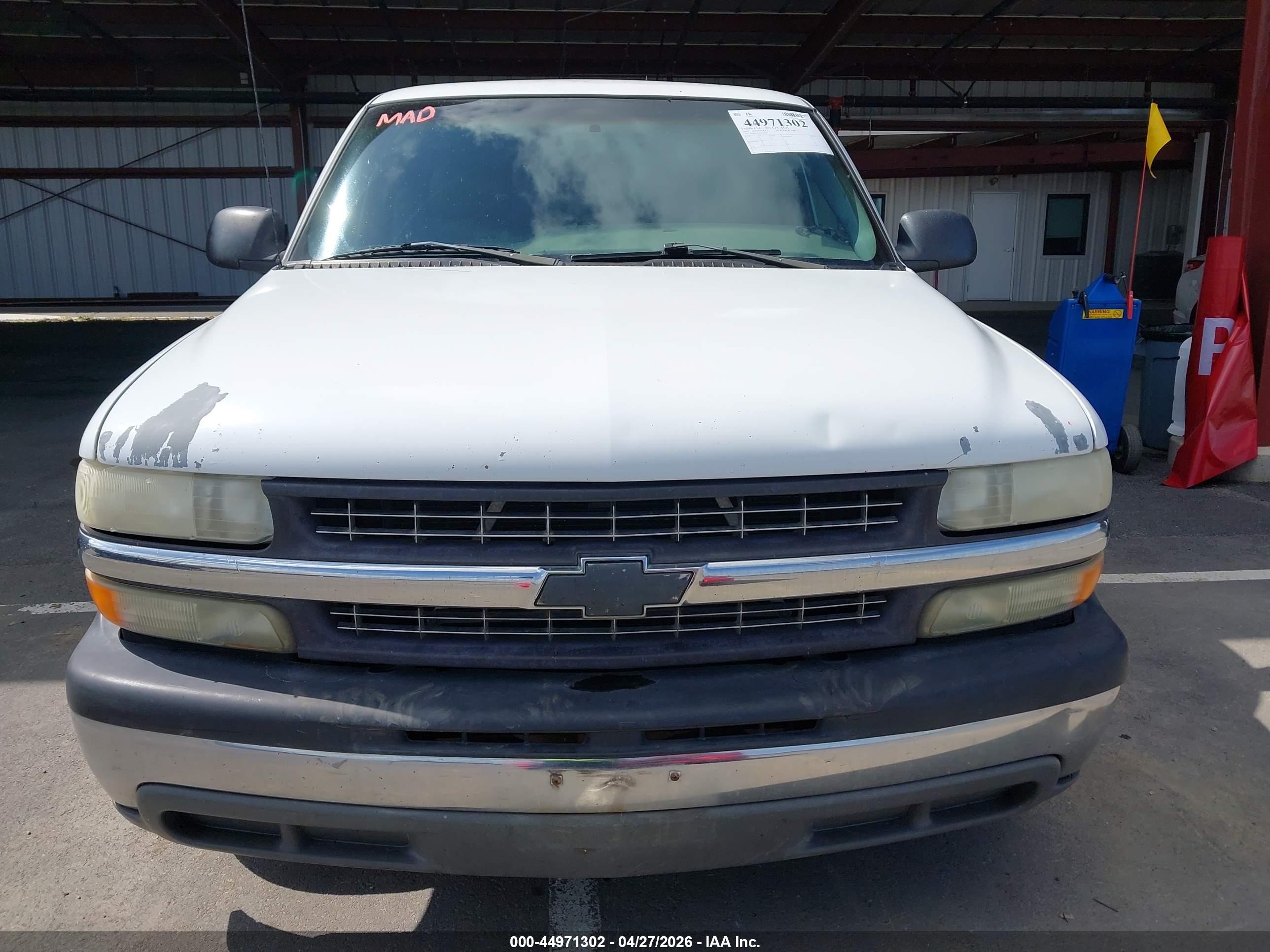 CHEVROLET SILVERADO image 6