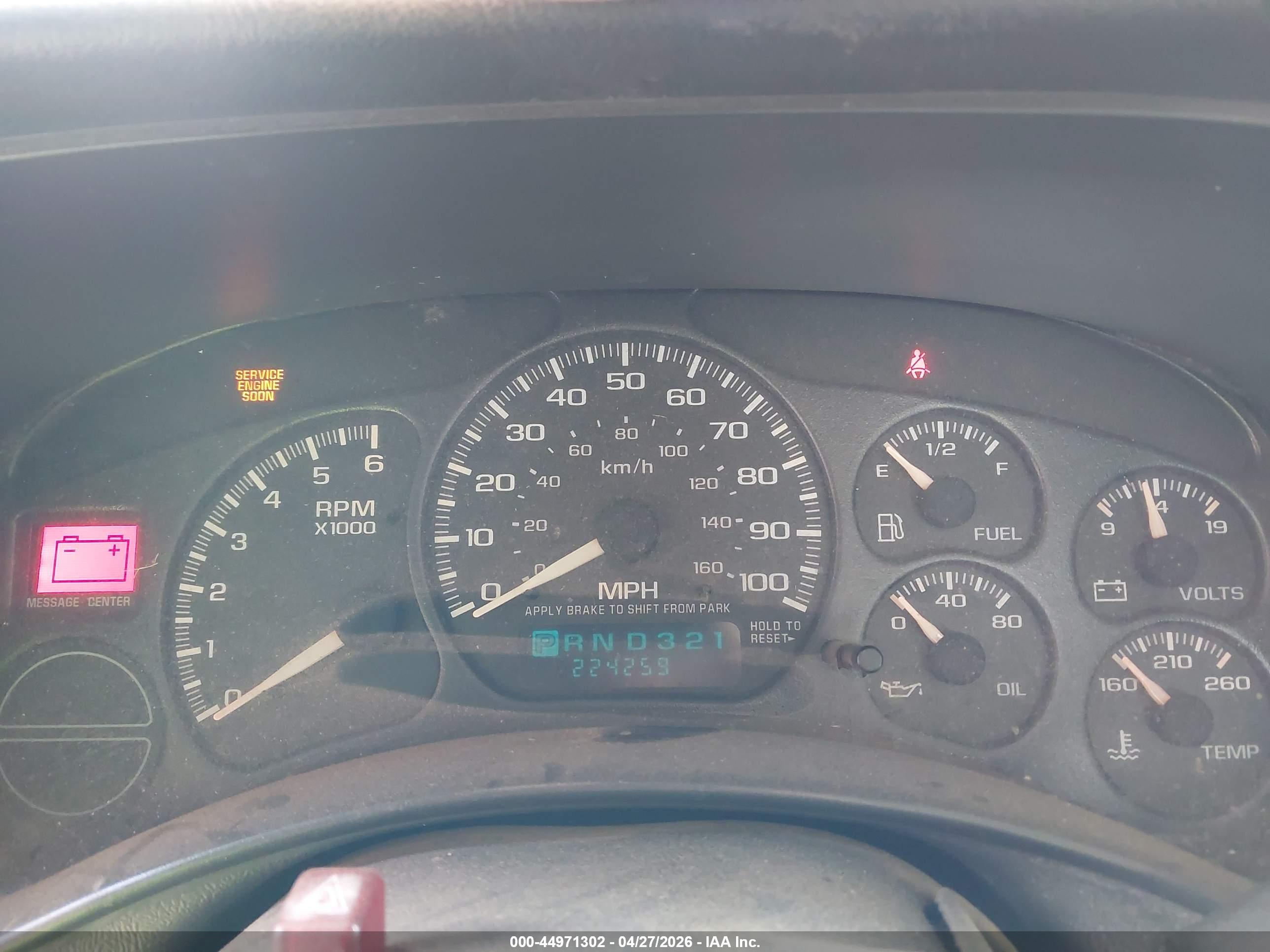CHEVROLET SILVERADO image 7