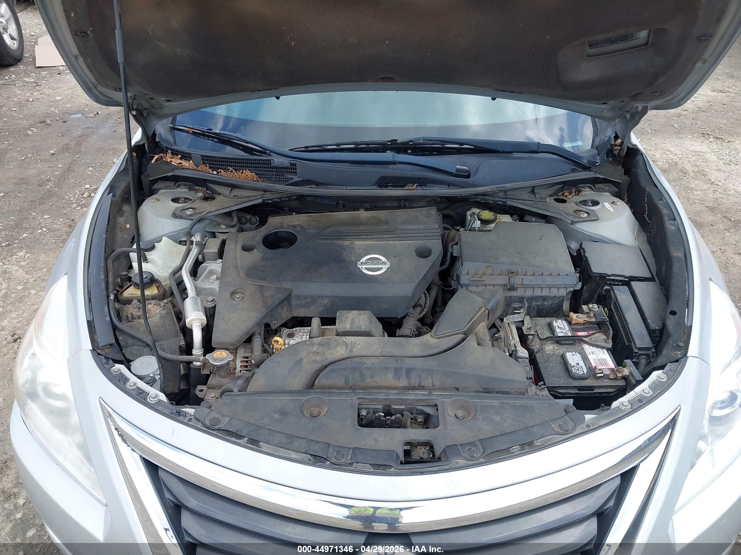 NISSAN ALTIMA image 10