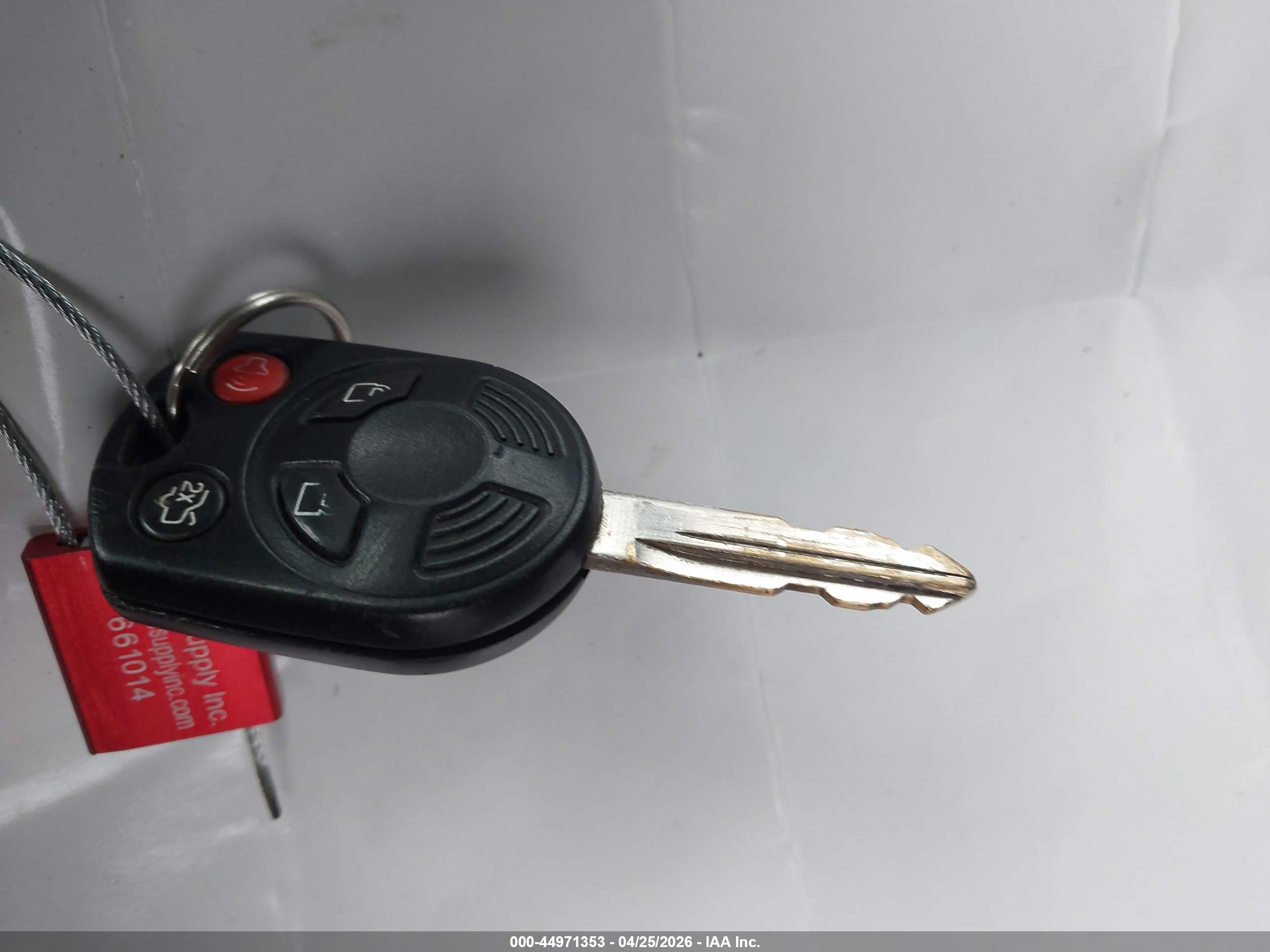 FORD ESCAPE image 11