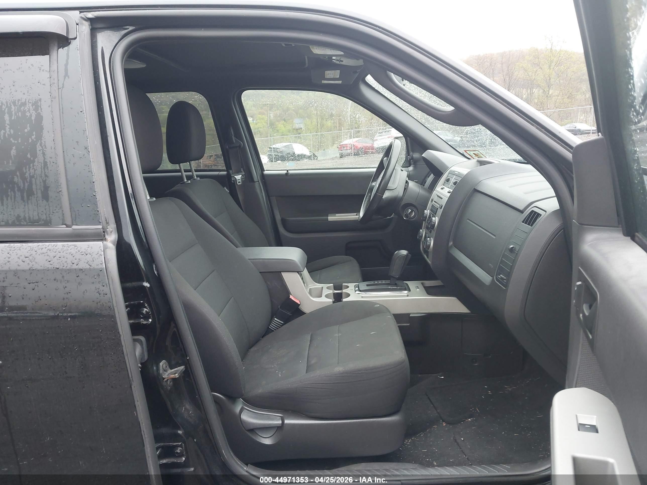 FORD ESCAPE image 5