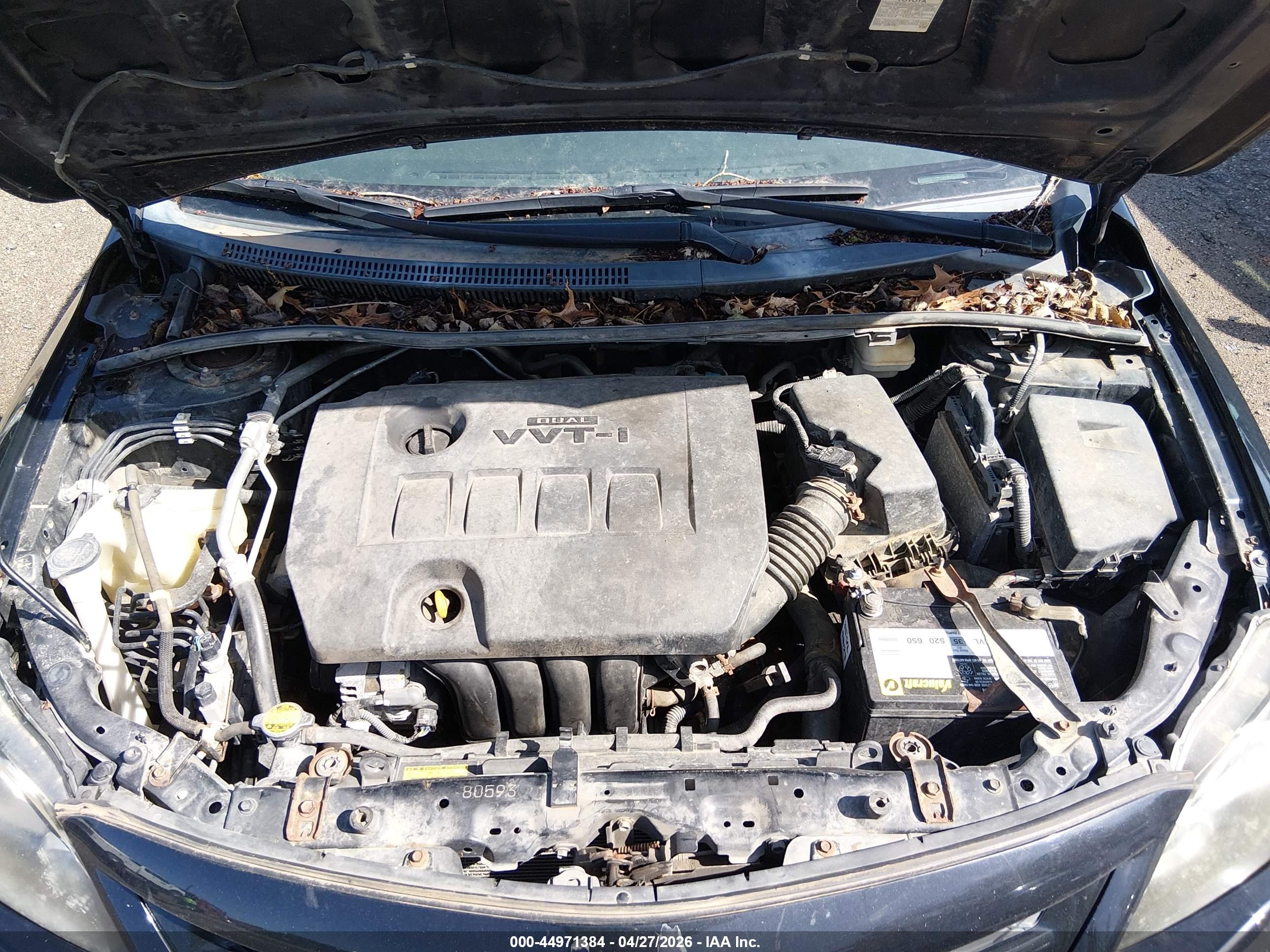 TOYOTA COROLLA image 10