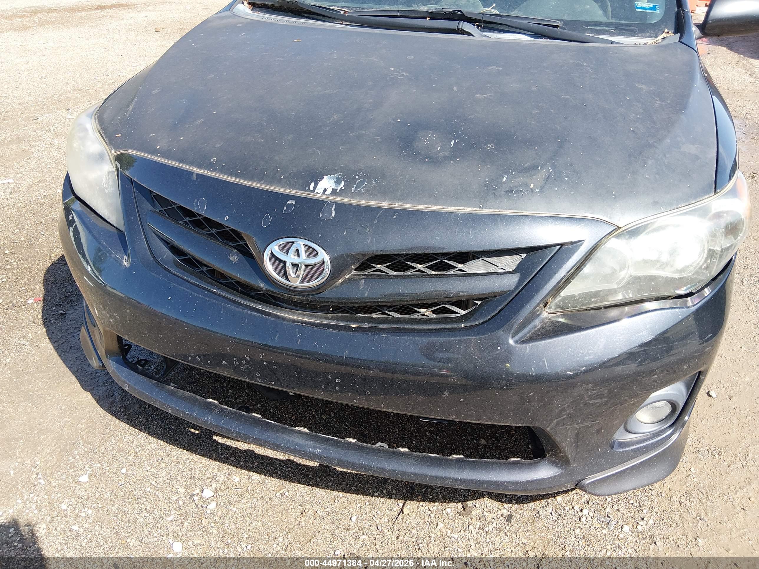 TOYOTA COROLLA image 6