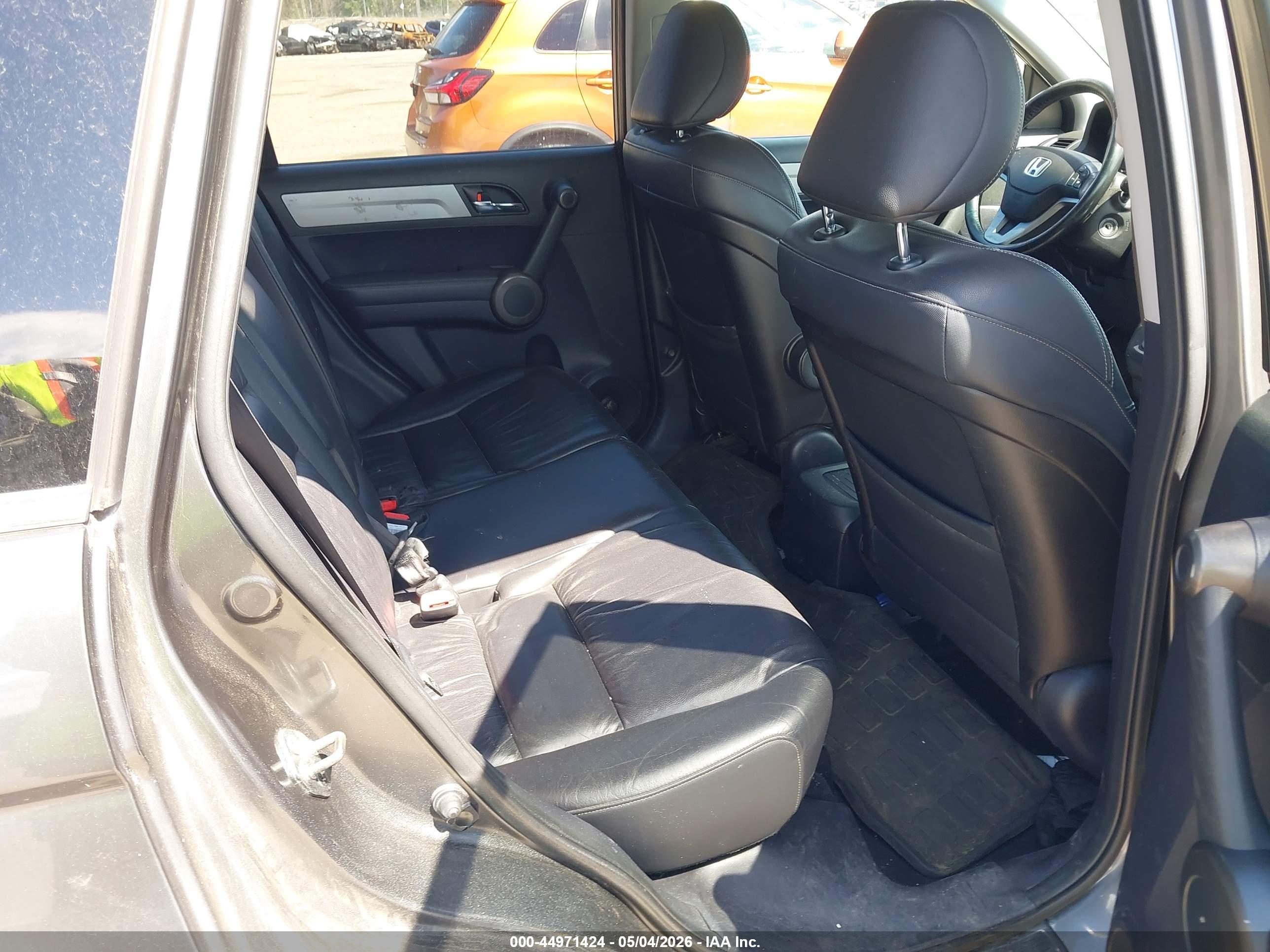 HONDA CR-V image 8