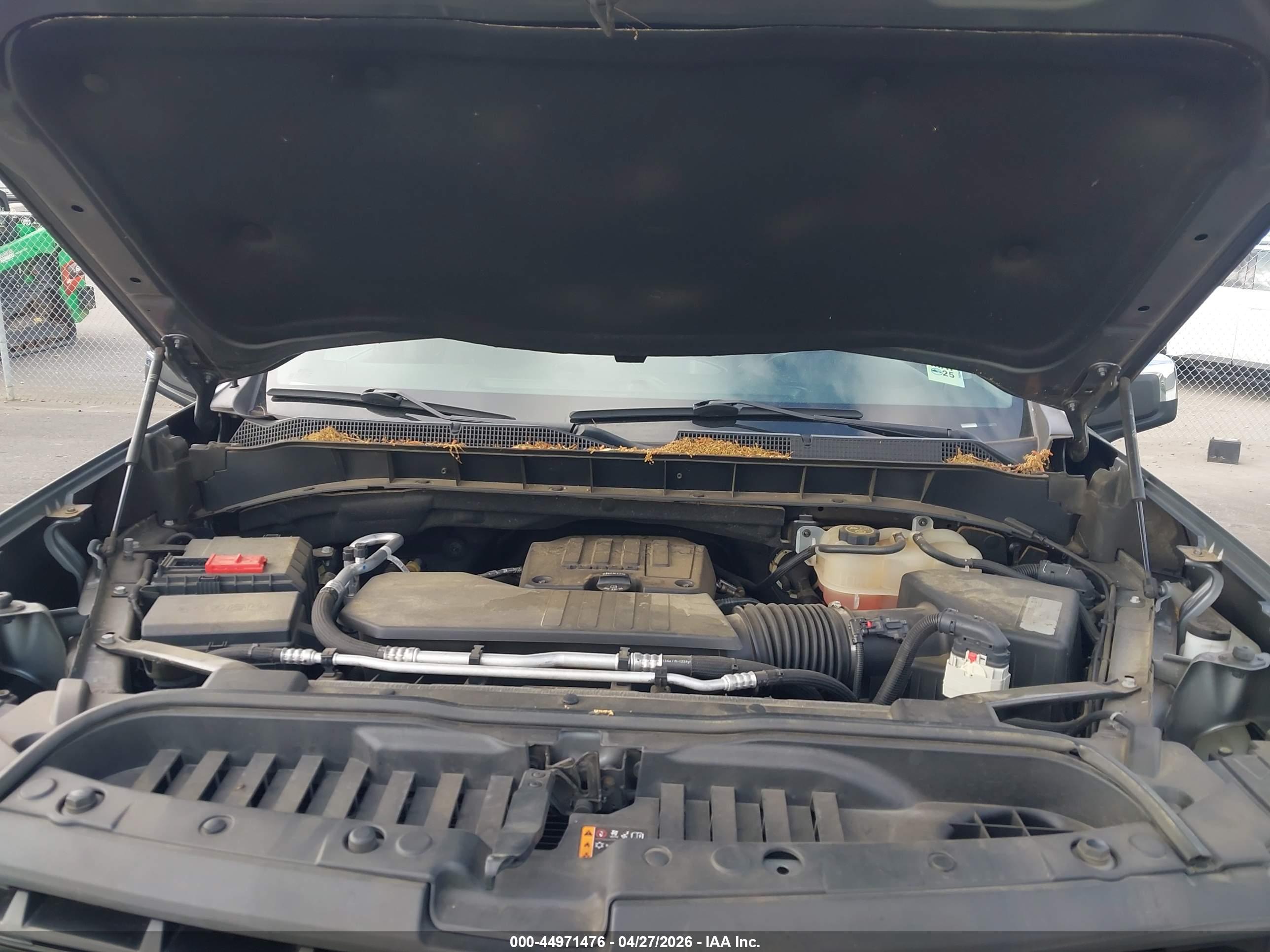 CHEVROLET SILVERADO image 10