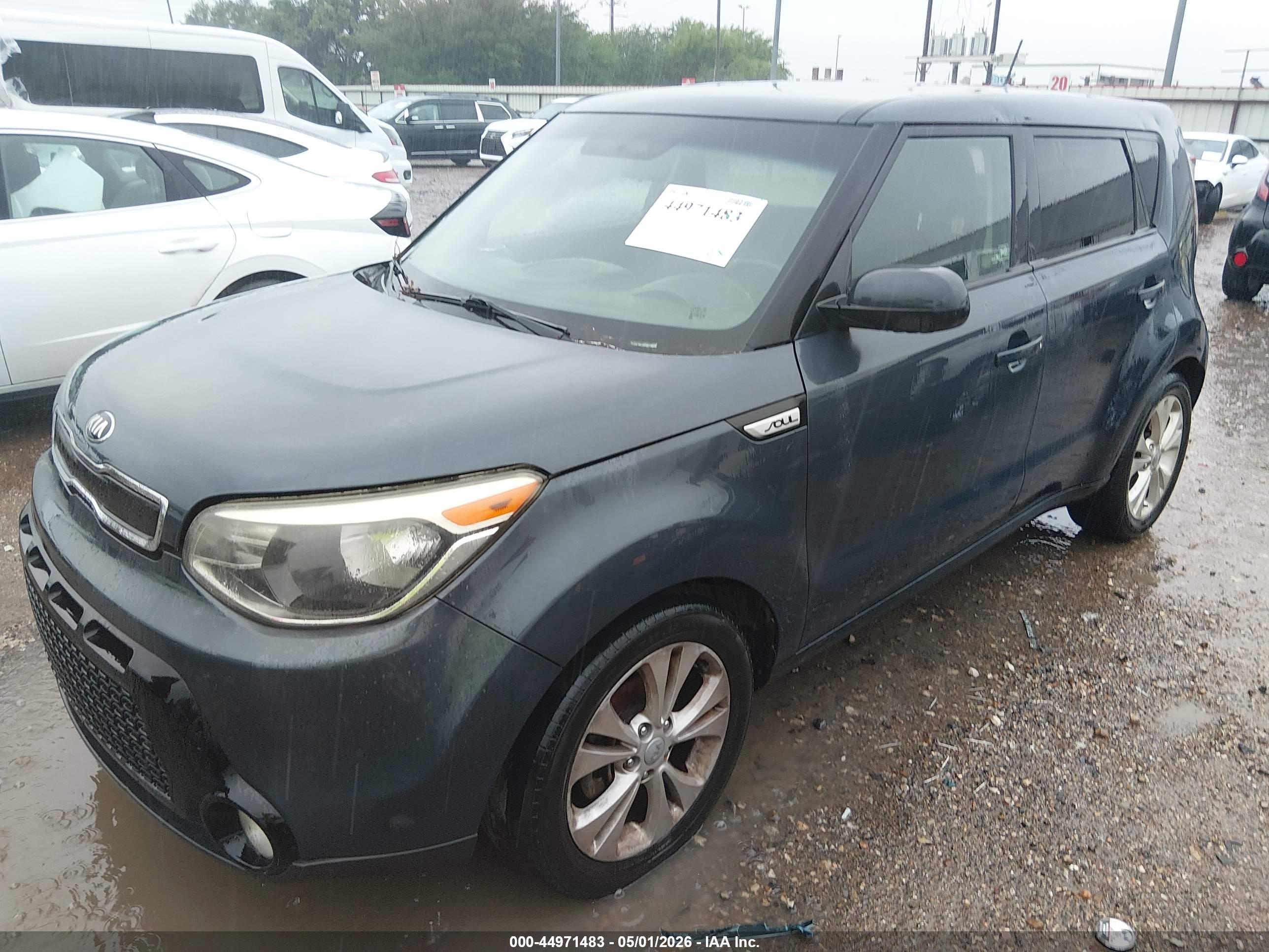 KIA SOUL image 2