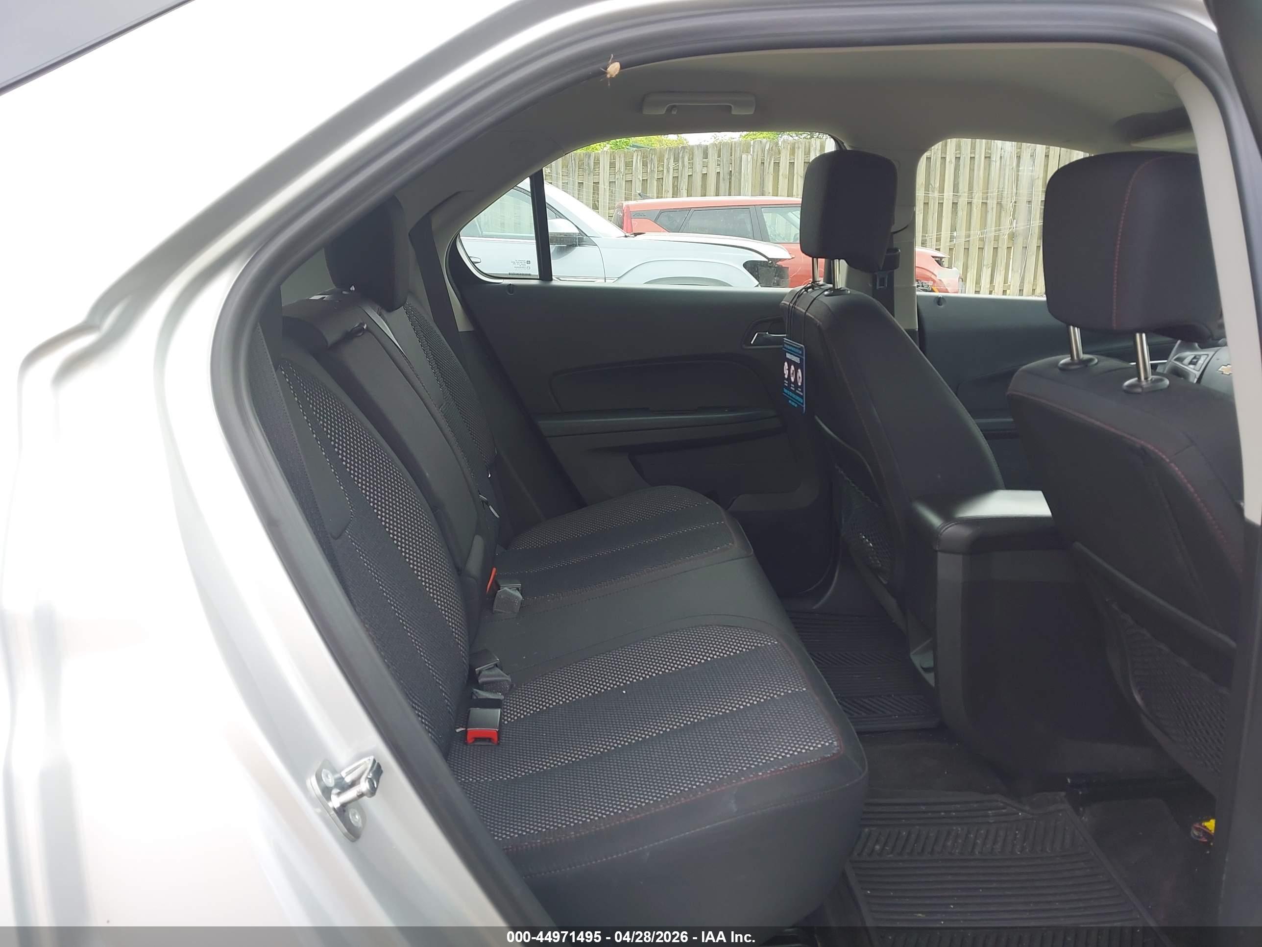 CHEVROLET EQUINOX image 8