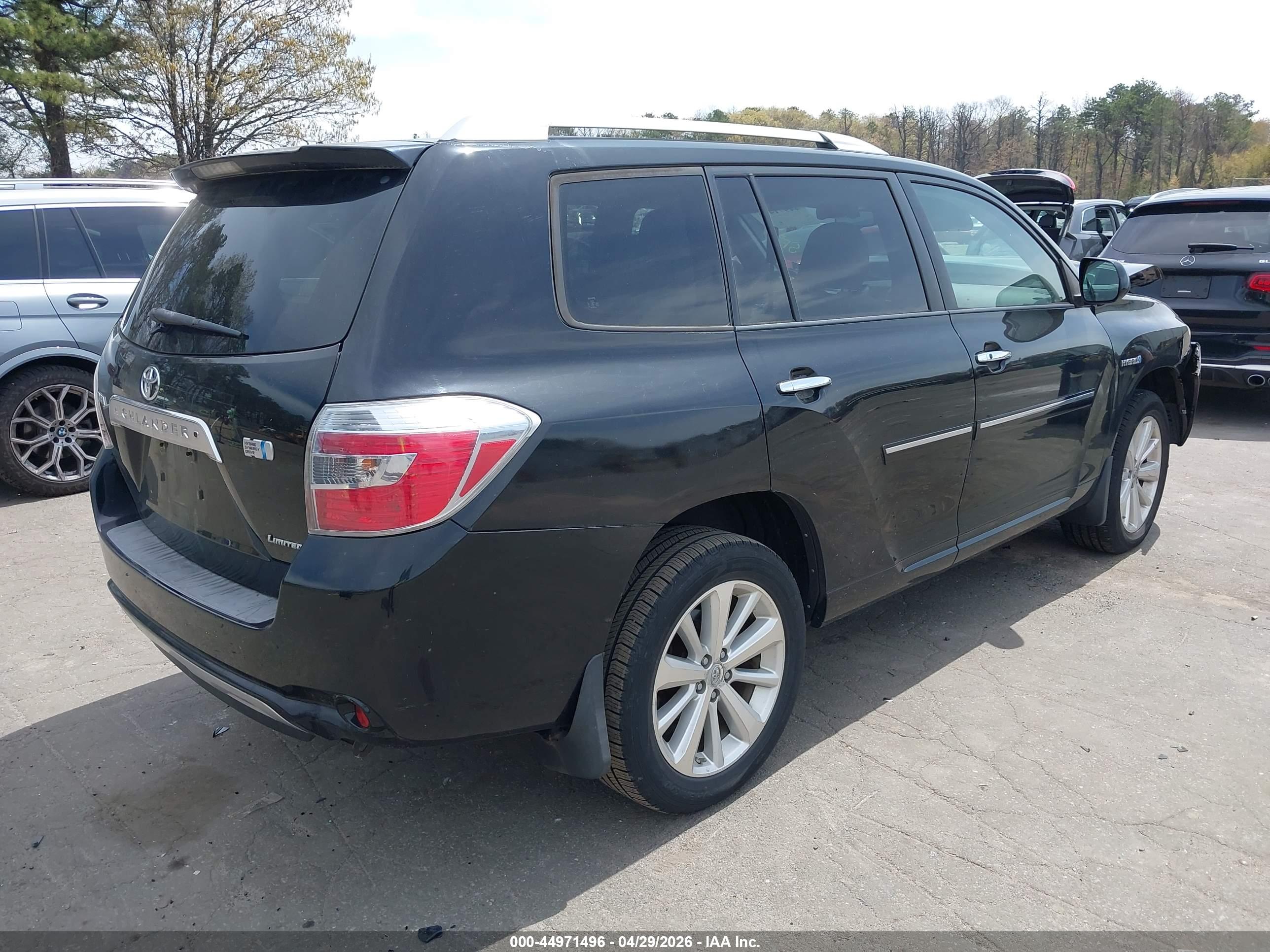 TOYOTA HIGHLANDER image 4