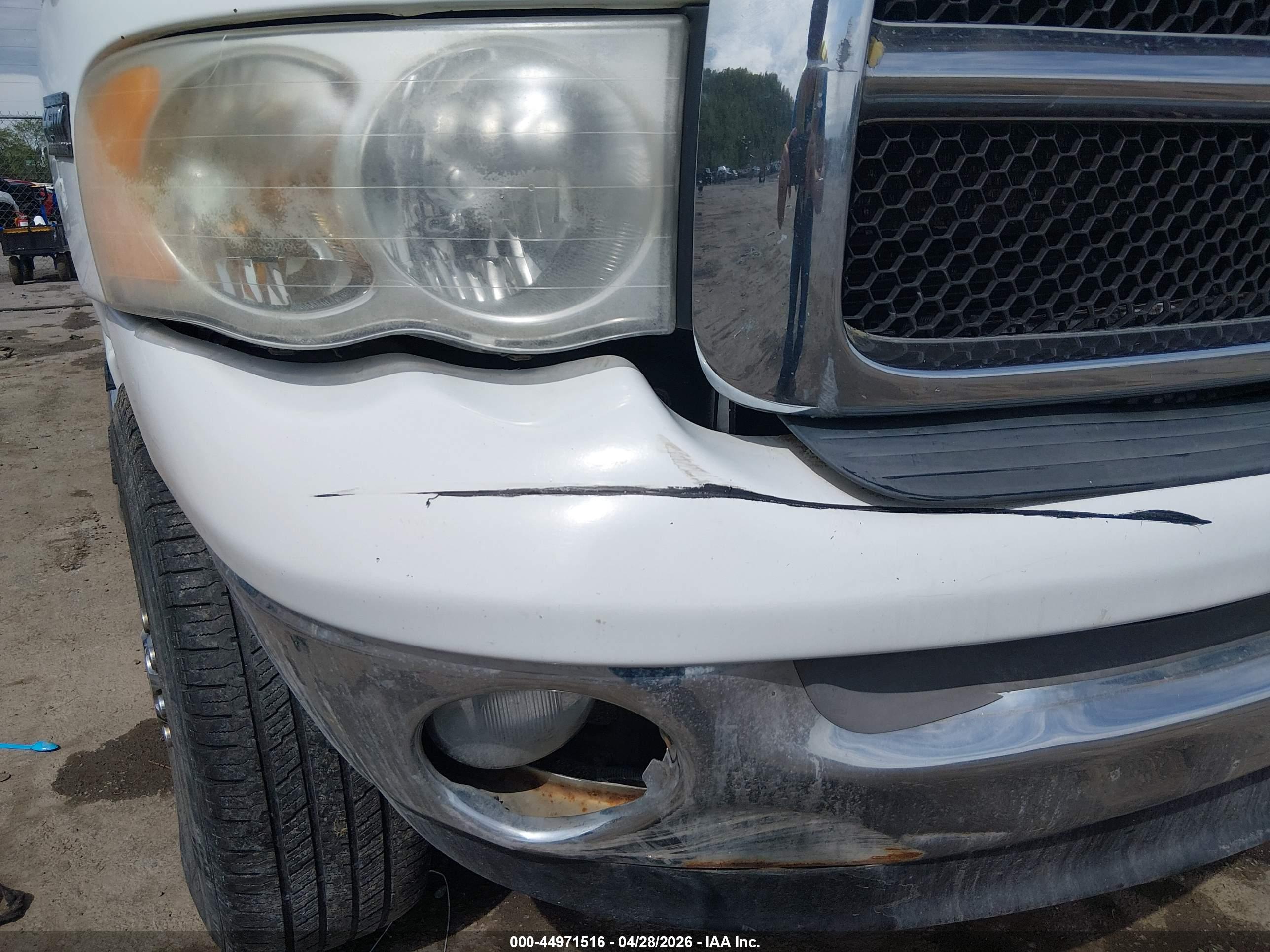 DODGE RAM image 6