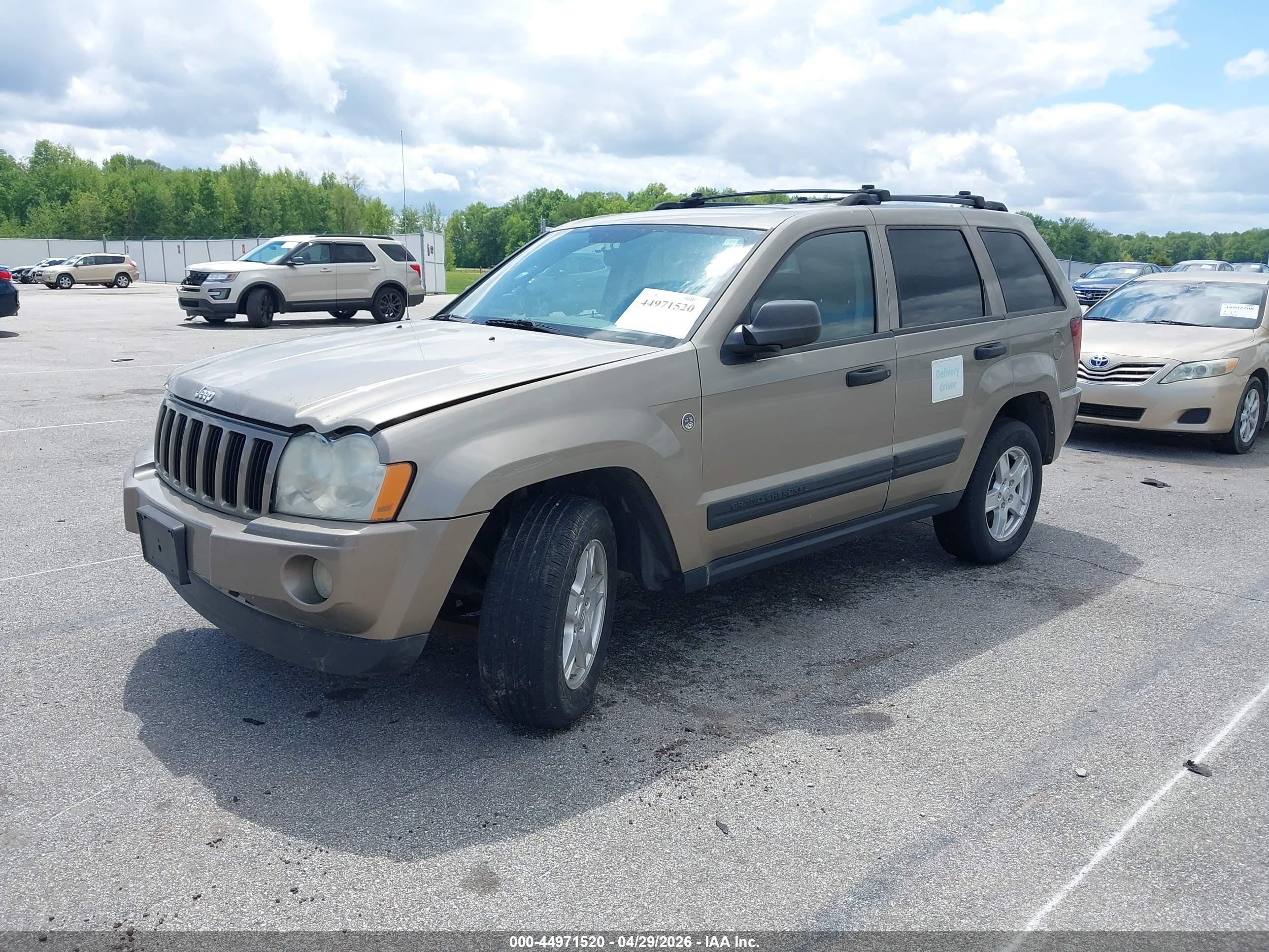 JEEP GRAND image 2