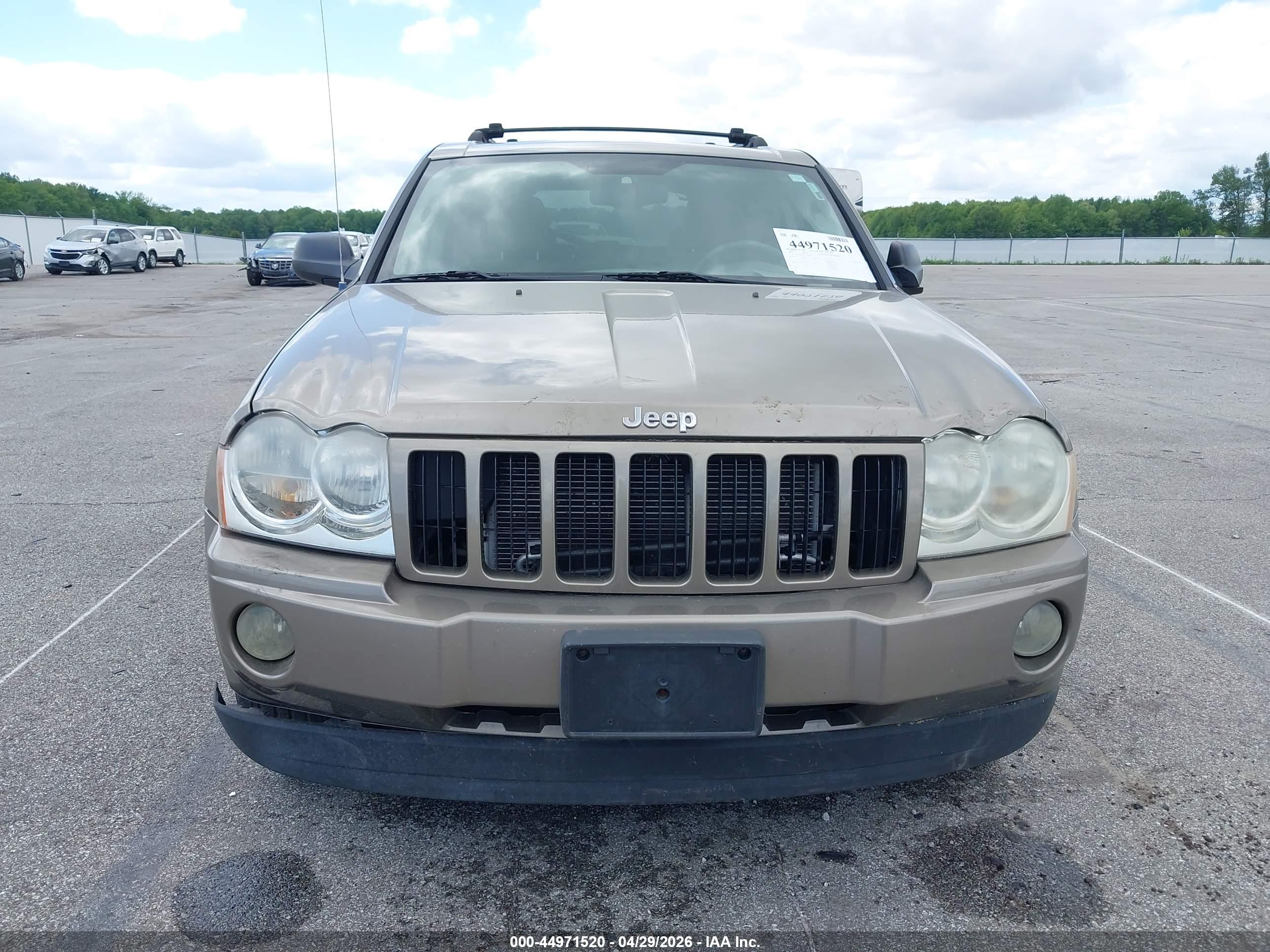 JEEP GRAND image 6