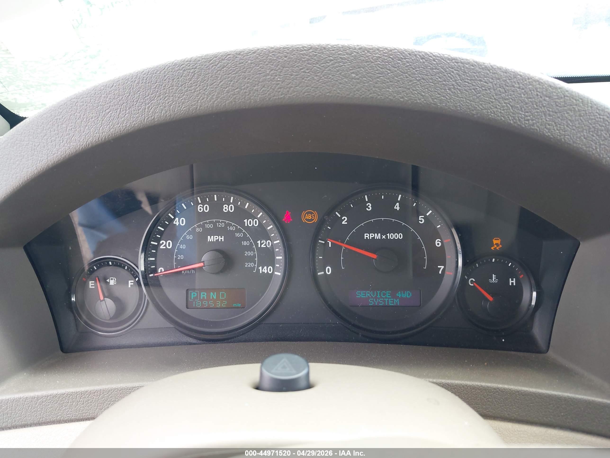 JEEP GRAND image 7