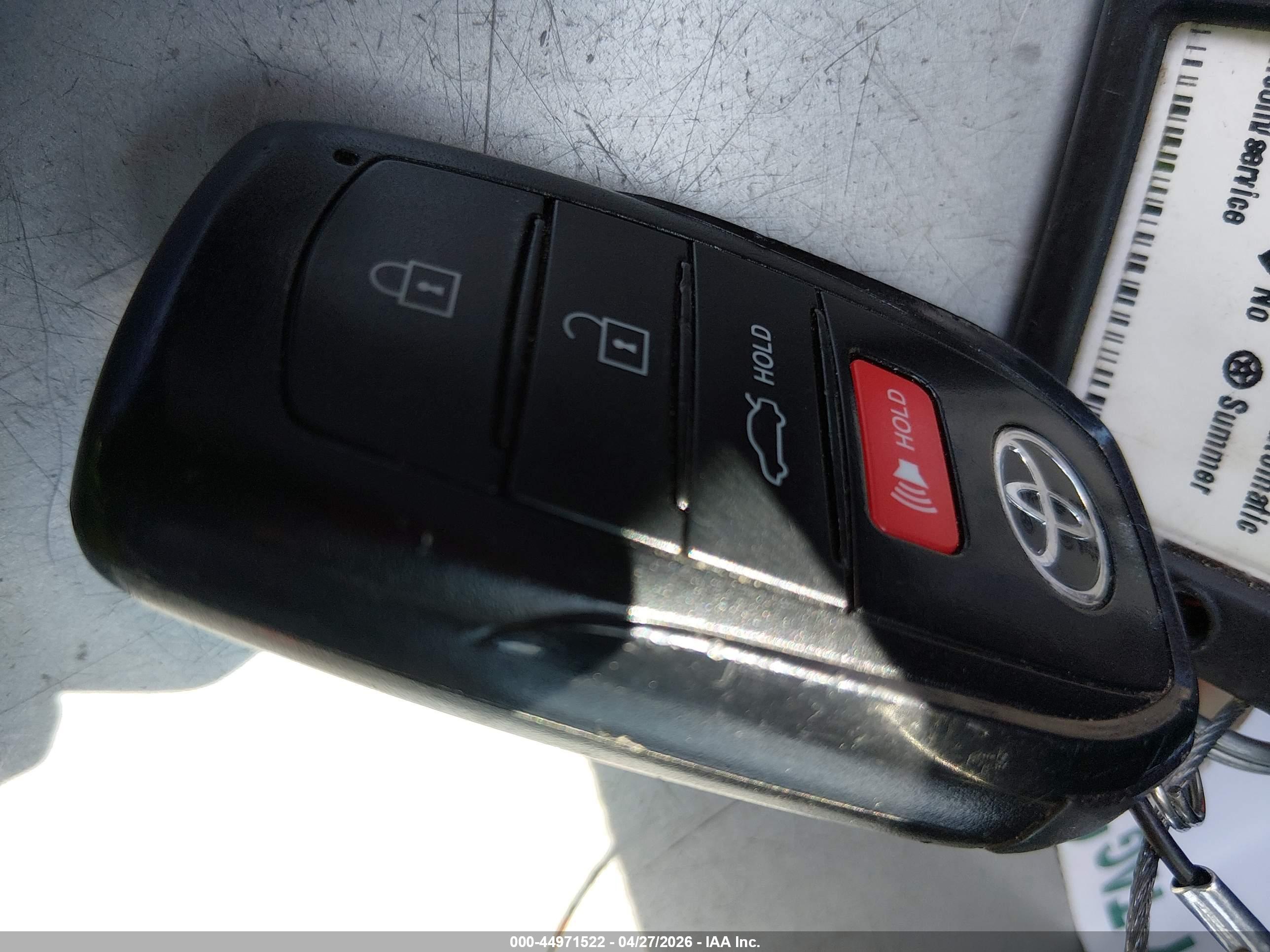 TOYOTA CAMRY image 11